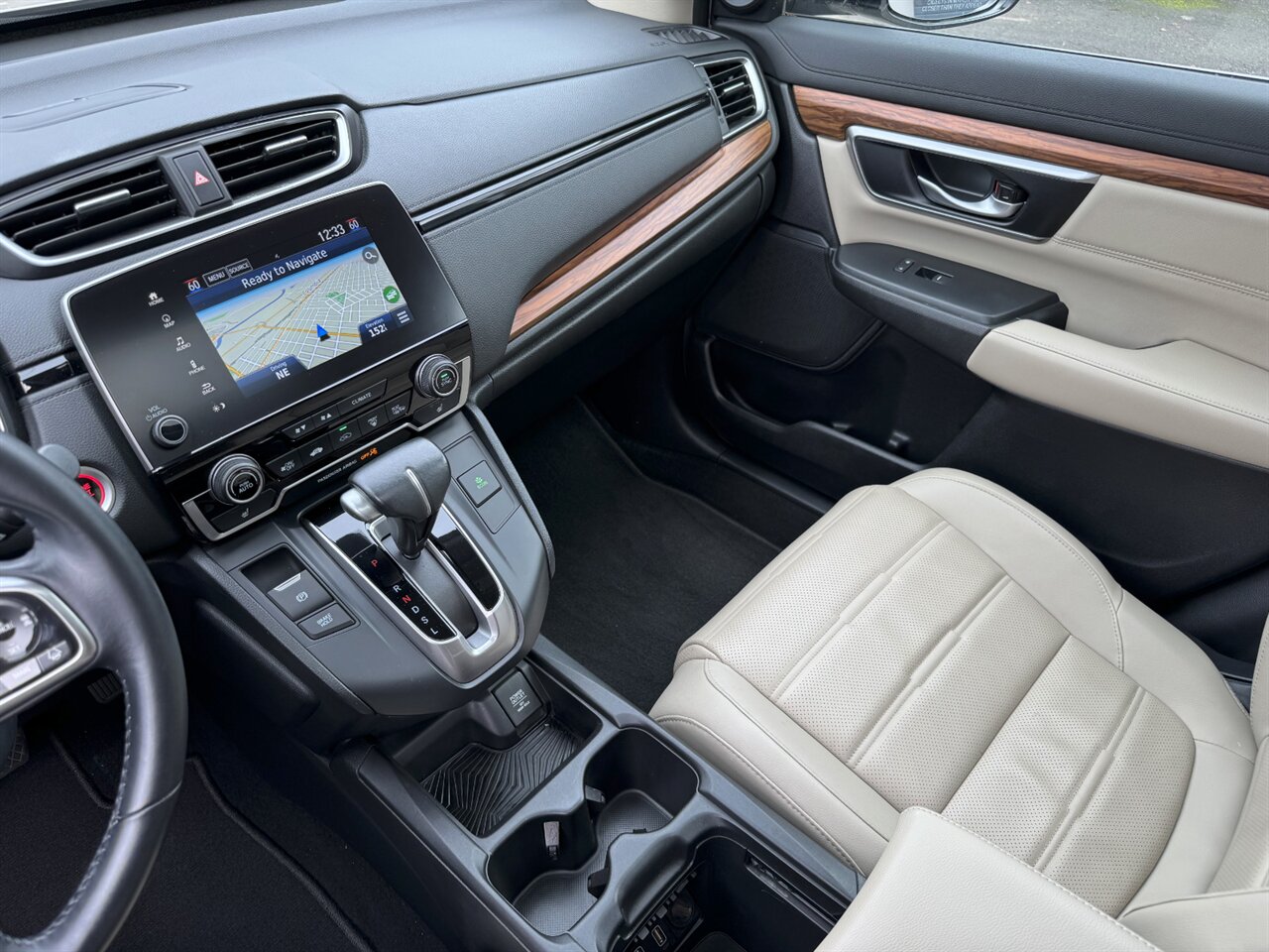 2017 Honda CR-V Touring AWD ONLY 19K MILES   - Photo 29 - Portland, OR 97211