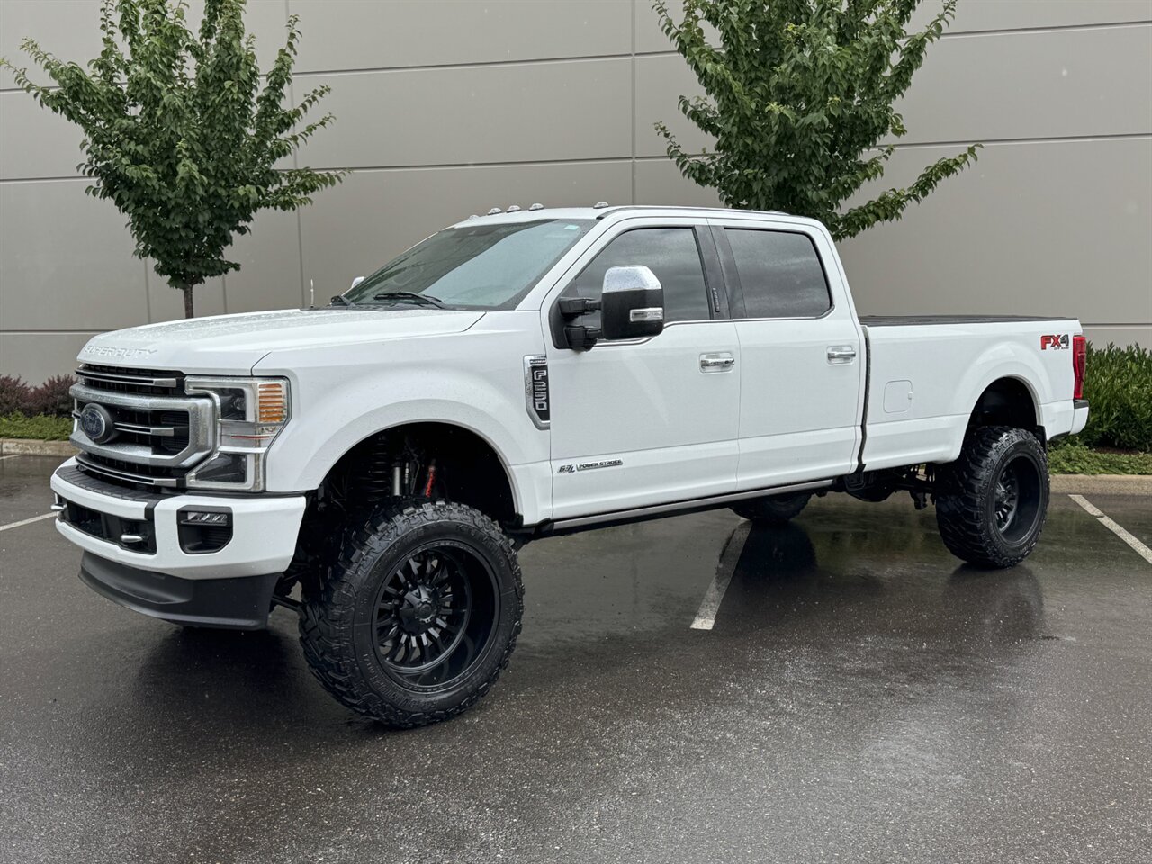 2022 Ford F-250 Super Duty Platinum - Photo 3 - Portland, OR 97211