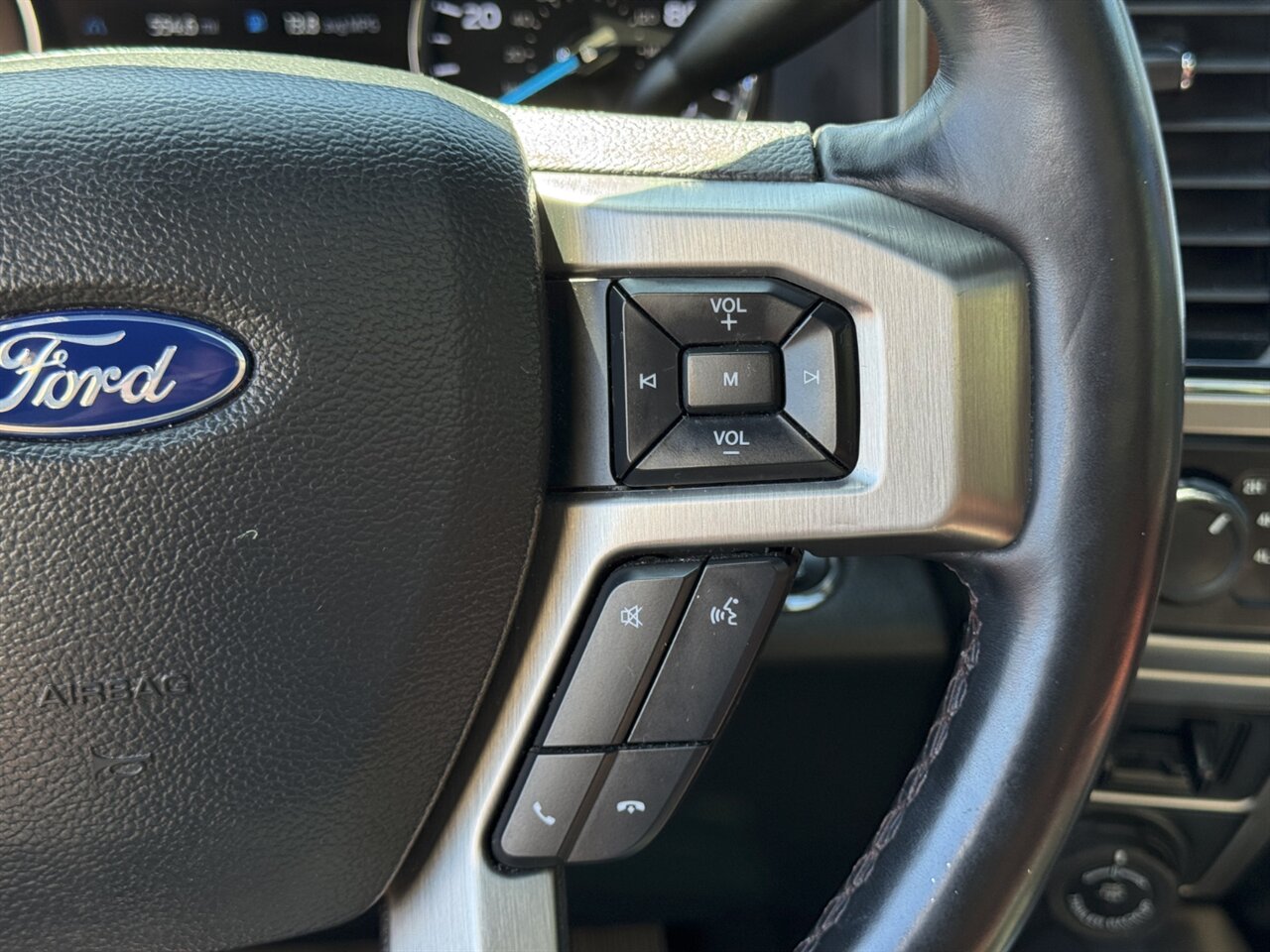 2022 Ford F-250 Super Duty Platinum   - Photo 29 - Portland, OR 97211