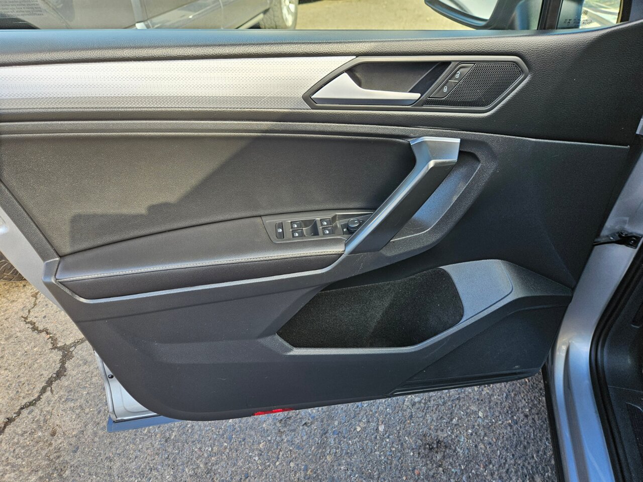 2023 Volkswagen Tiguan S - Photo 14 - Portland, OR 97211
