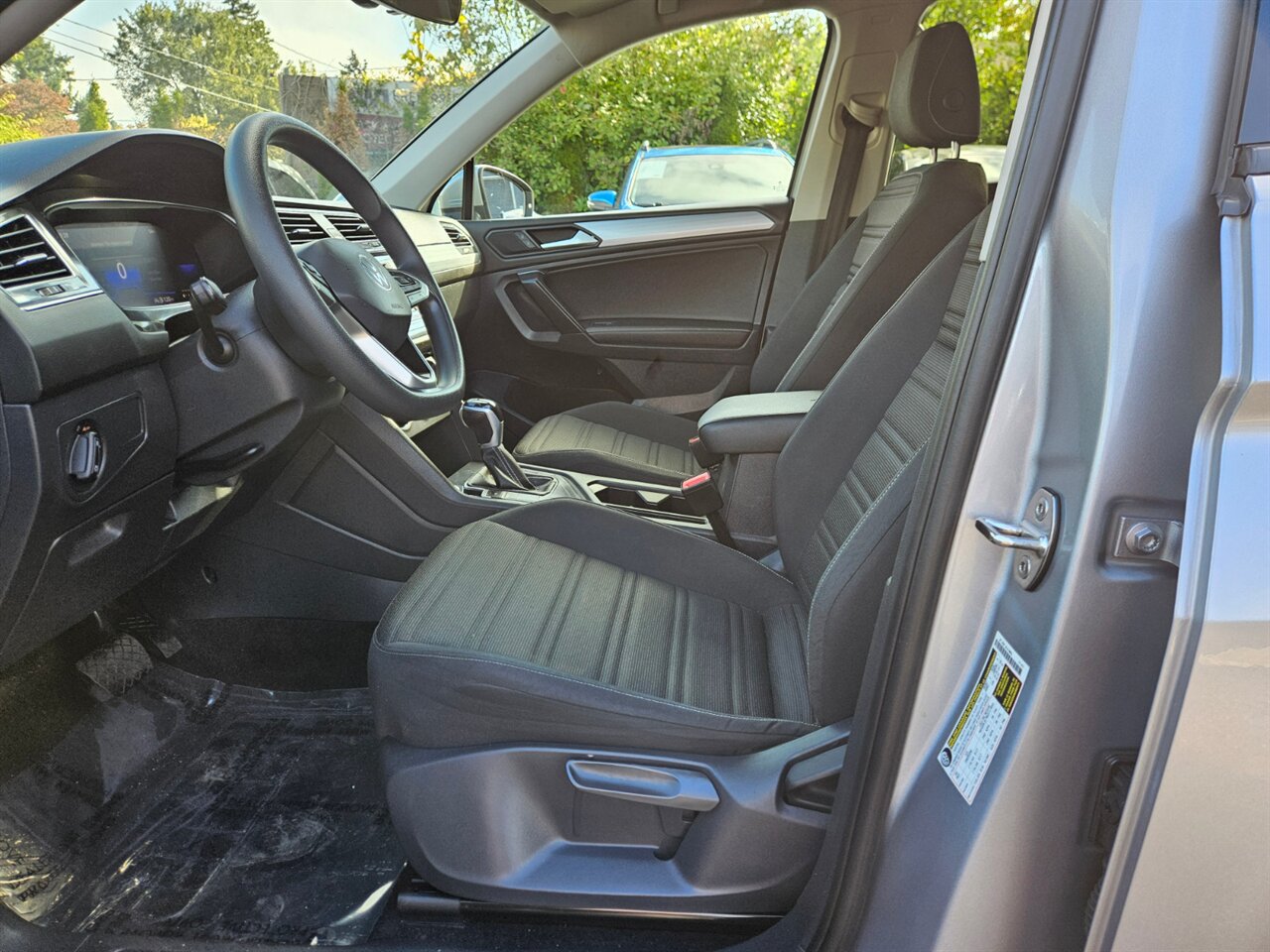 2023 Volkswagen Tiguan S - Photo 13 - Portland, OR 97211