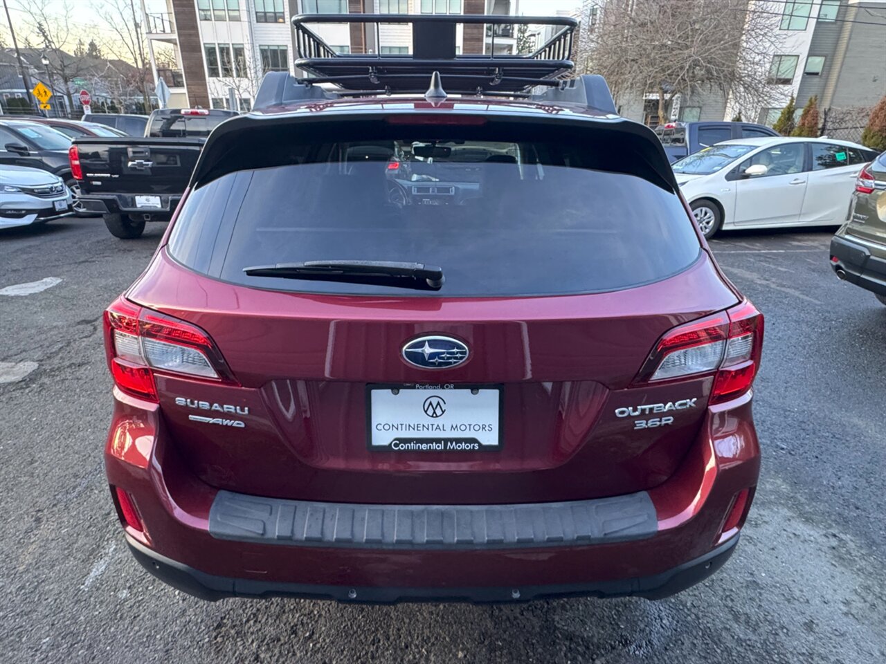2017 Subaru Outback 3.6R Limited ADAPTIVE CRUISE SUNROOF   - Photo 9 - Portland, OR 97211