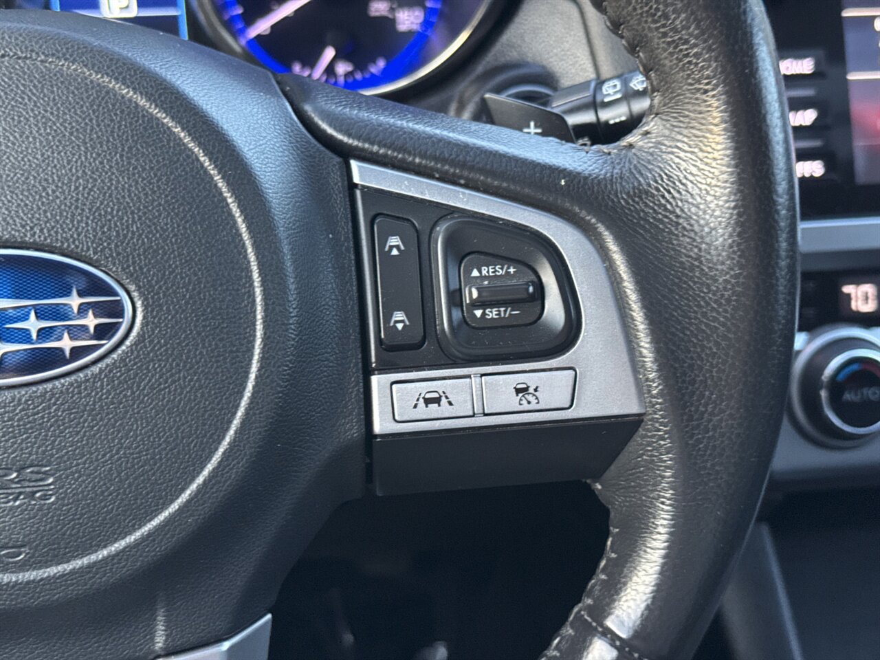 2017 Subaru Outback 3.6R Limited ADAPTIVE CRUISE SUNROOF   - Photo 27 - Portland, OR 97211