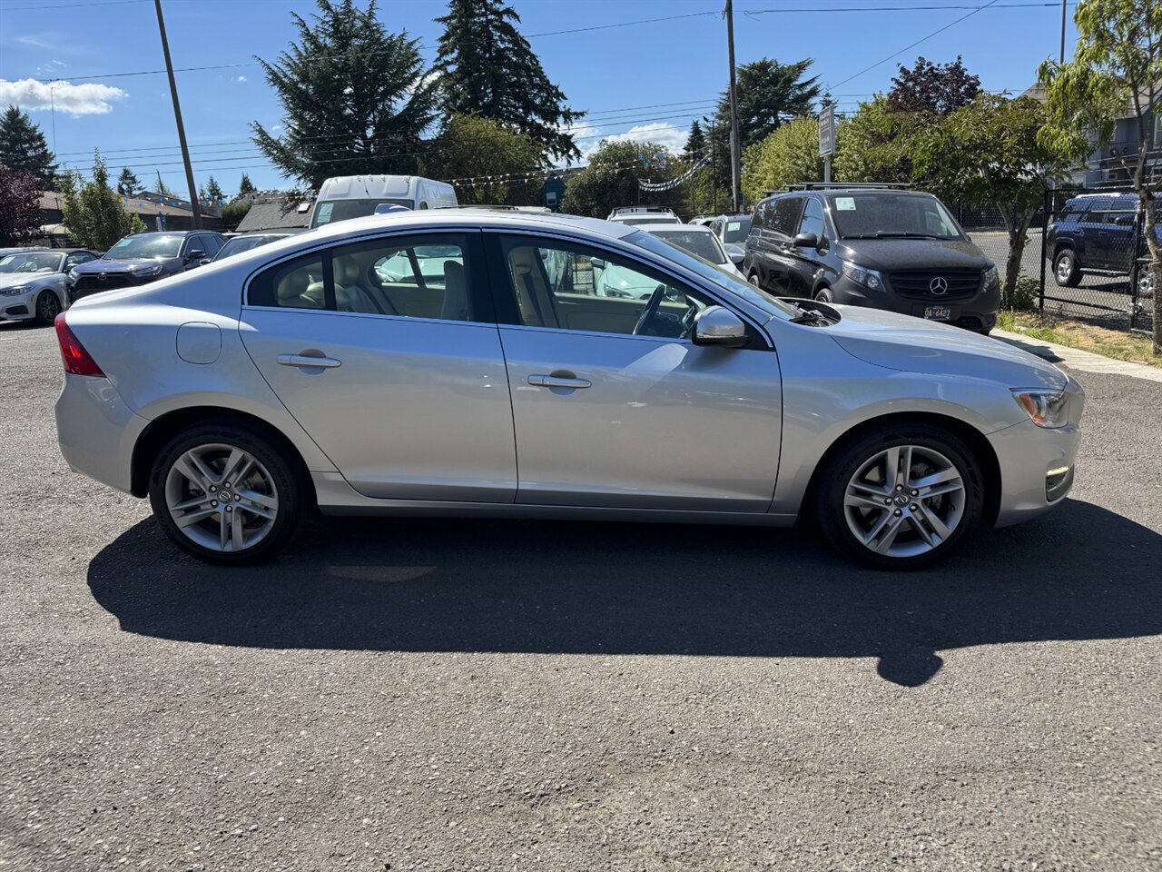 2014 Volvo S60 T5 - Photo 7 - Portland, OR 97211