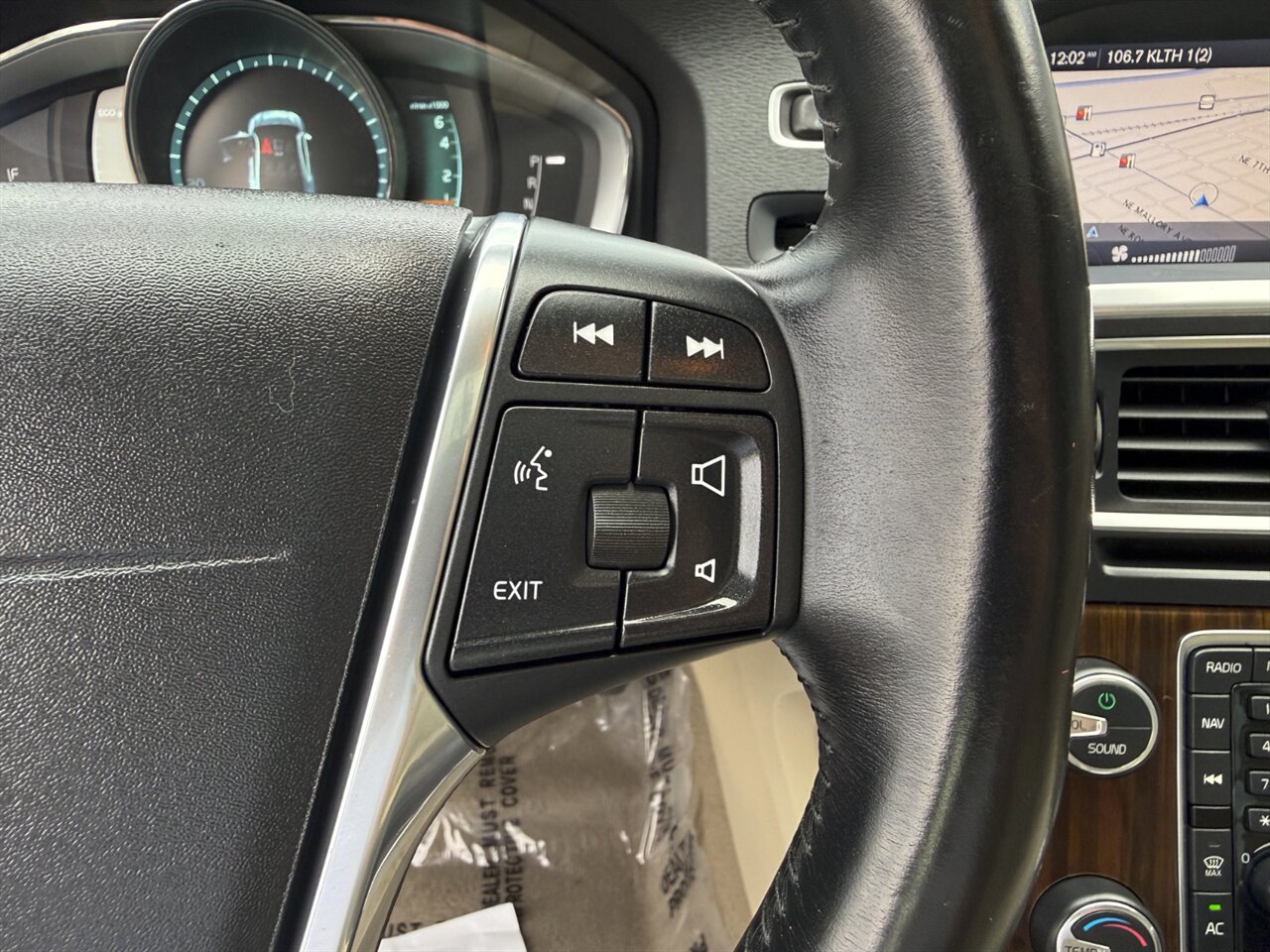 2015 Volvo S60 T5 Platinum - Photo 21 - Portland, OR 97211