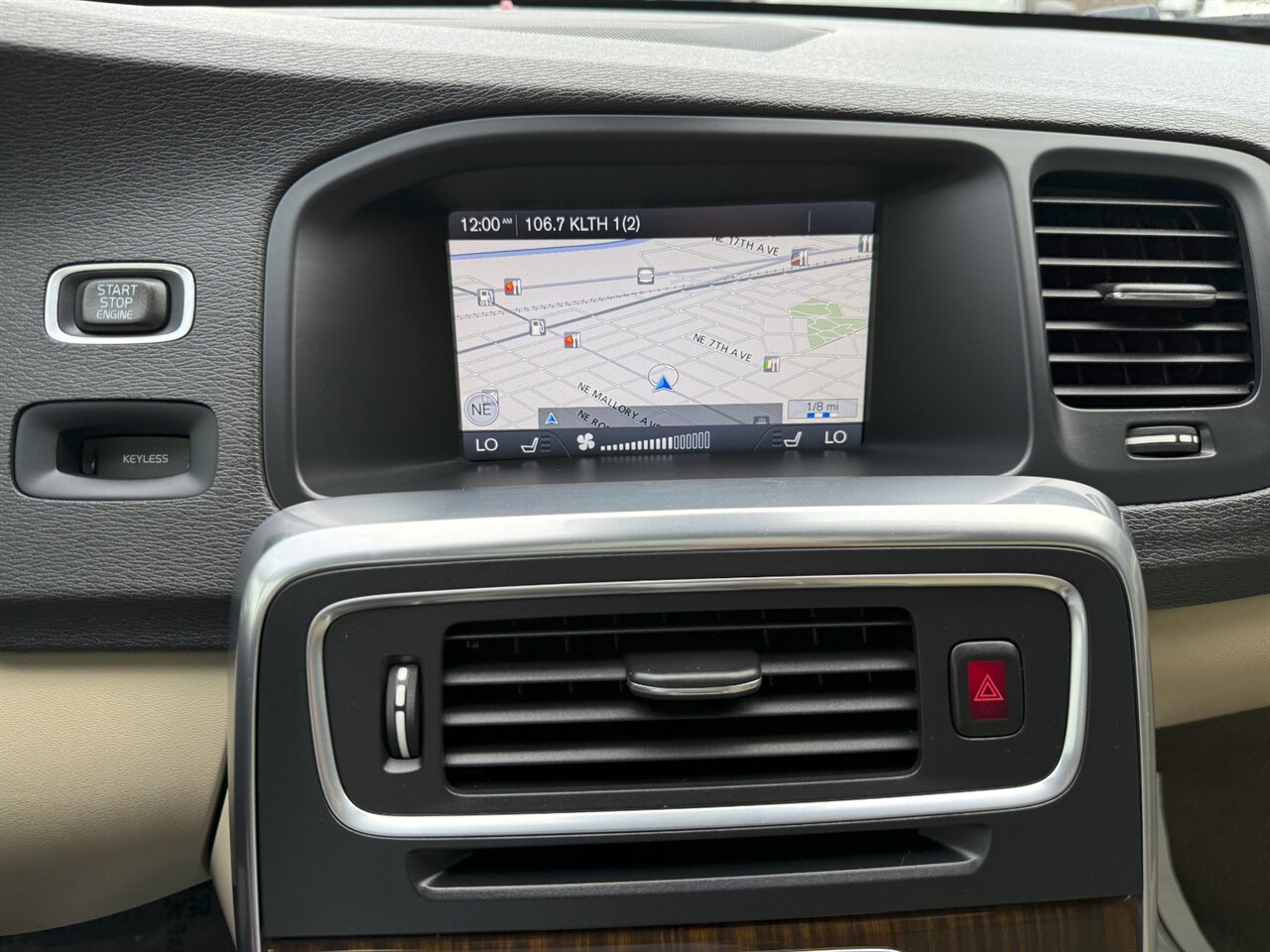 2015 Volvo S60 T5 Platinum - Photo 18 - Portland, OR 97211