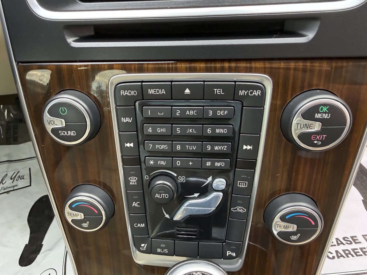 2015 Volvo S60 T5 Platinum - Photo 16 - Portland, OR 97211