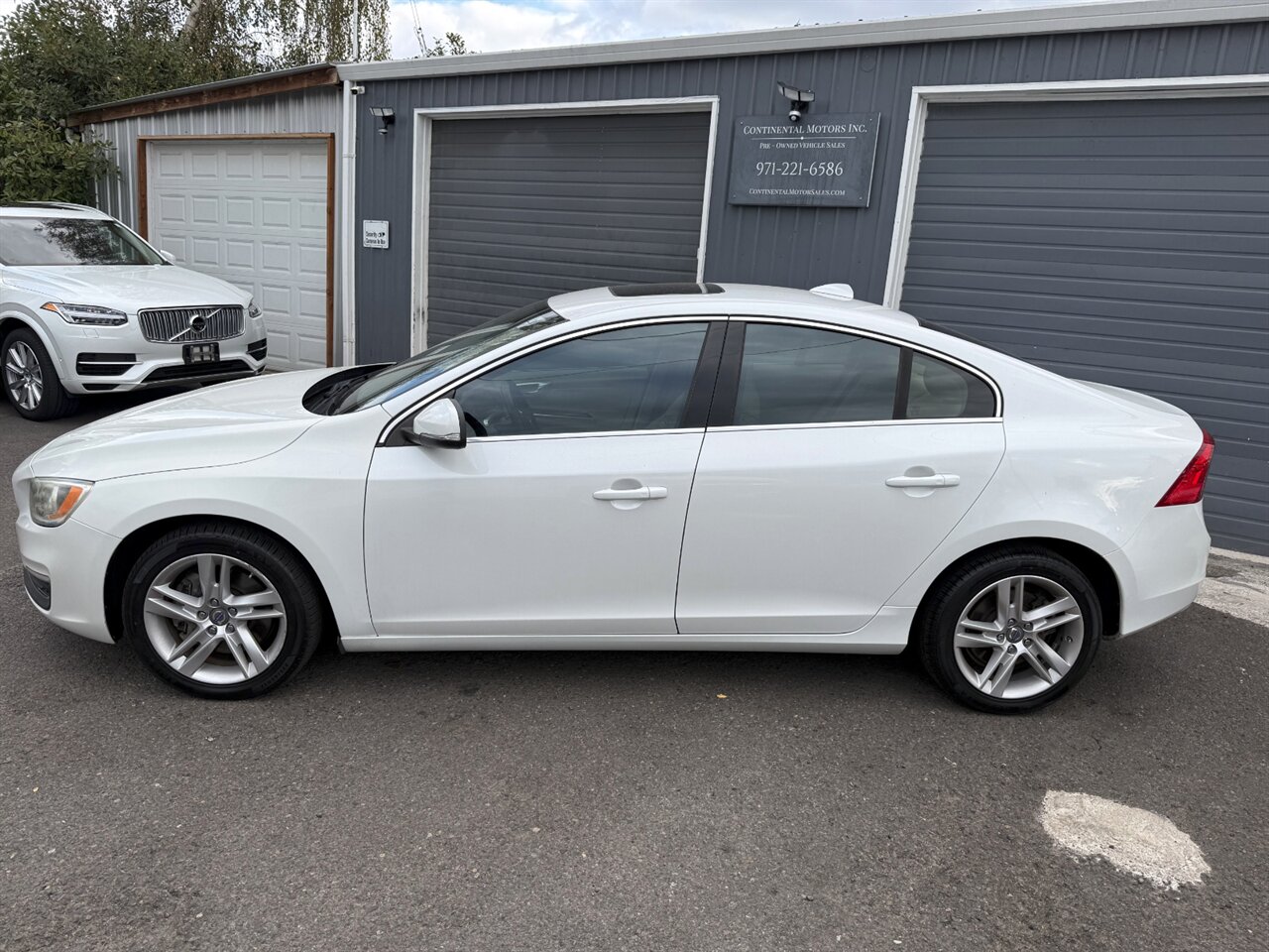 2015 Volvo S60 T5 Platinum - Photo 4 - Portland, OR 97211