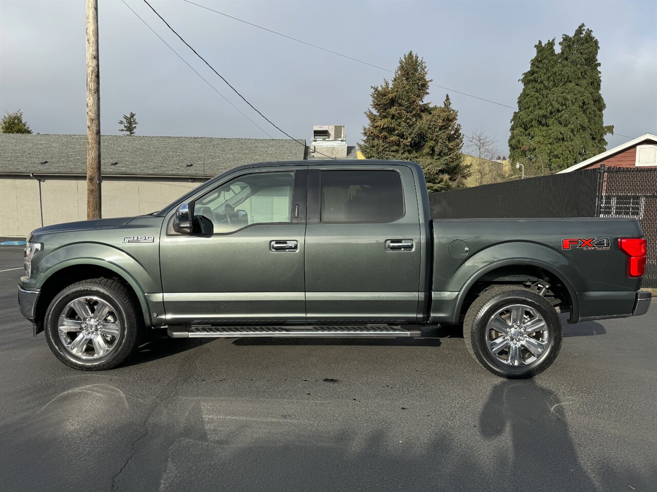 2018 Ford F-150 Lariat ADAPTIVE PANORAMA LOADED   - Photo 4 - Portland, OR 97211