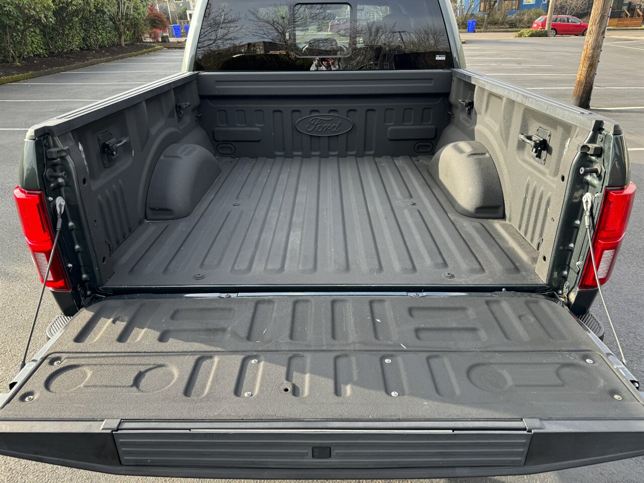 2018 Ford F-150 Lariat ADAPTIVE PANORAMA LOADED   - Photo 17 - Portland, OR 97211