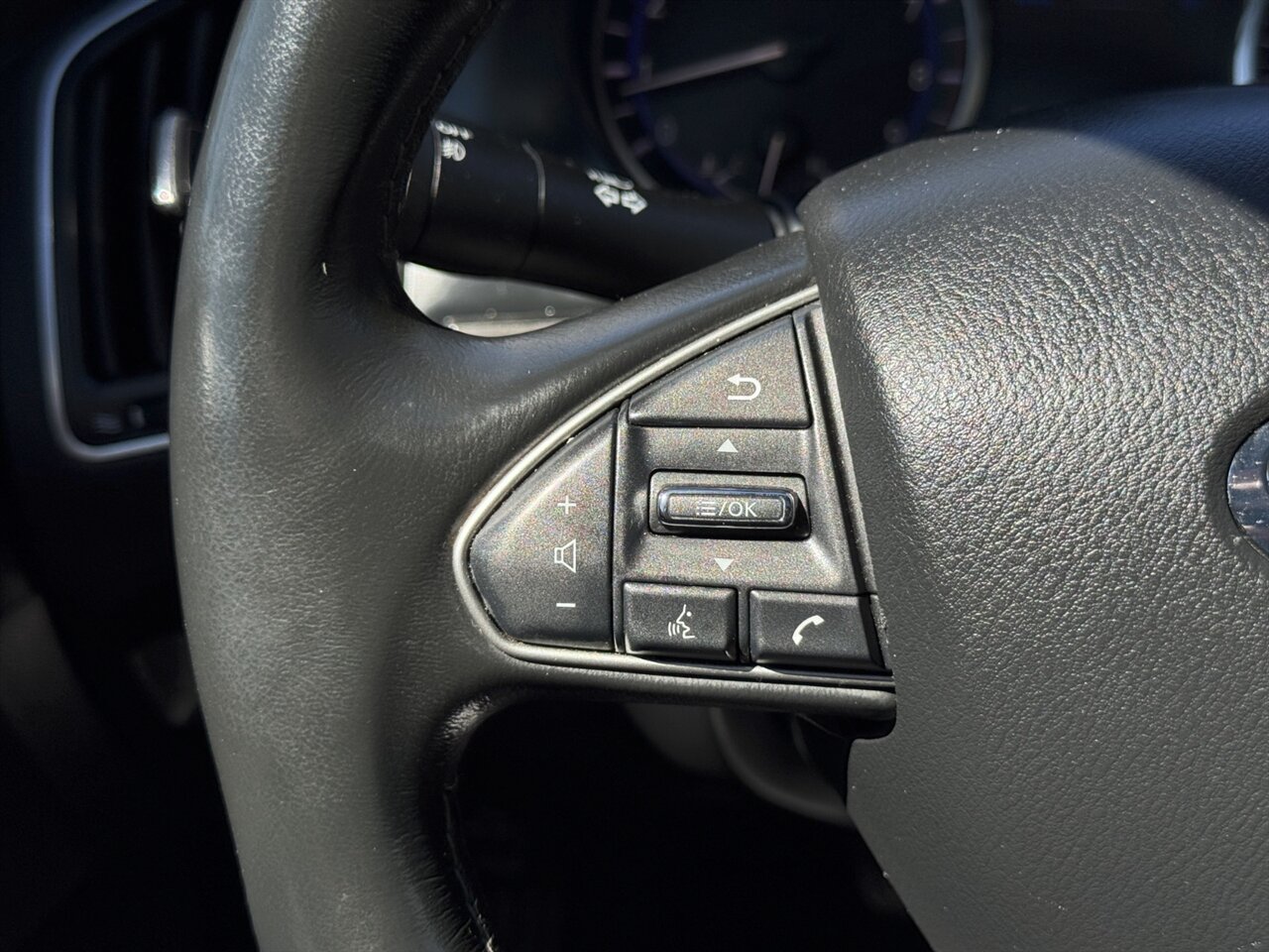 2014 INFINITI Q50 Premium - Photo 23 - Portland, OR 97211