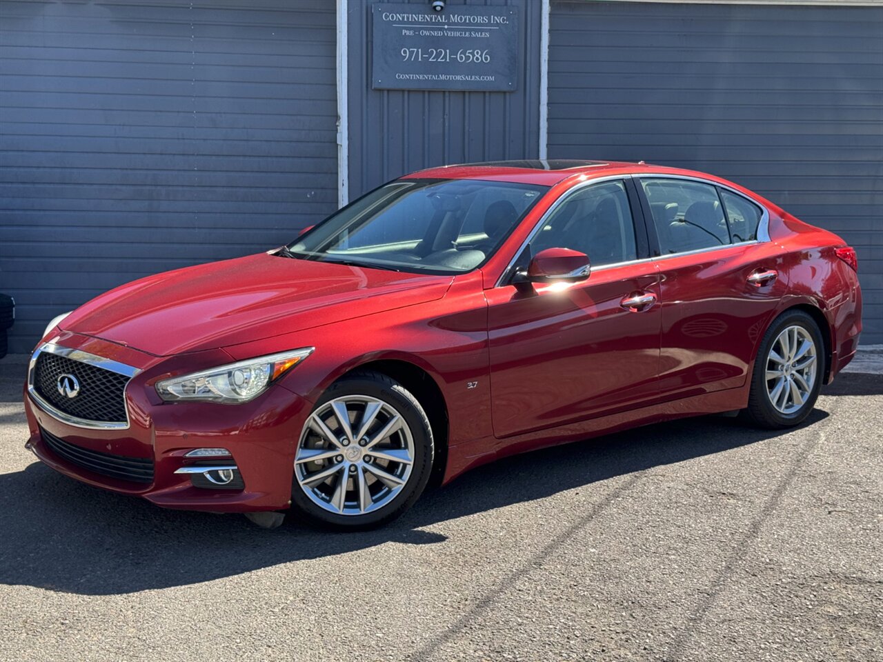 2014 INFINITI Q50 Premium - Photo 1 - Portland, OR 97211