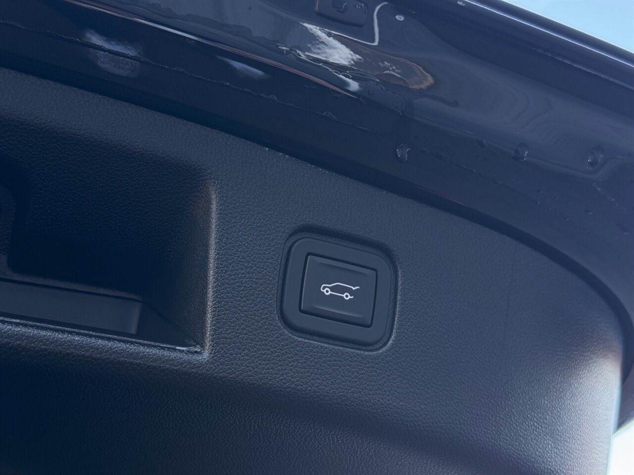 2024 Chevrolet Blazer EV RS - OVER 56K MSRP   - Photo 17 - Portland, OR 97211