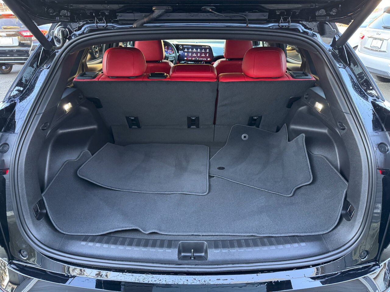 2024 Chevrolet Blazer EV RS - OVER 56K MSRP   - Photo 16 - Portland, OR 97211