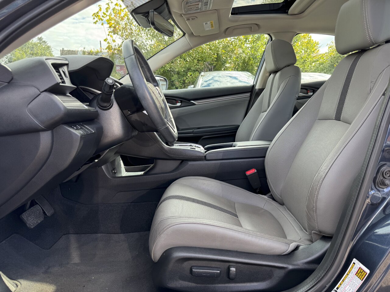 2020 Honda Civic EX-L ADAPTIVE ONLY 17K MILES - Photo 11 - Portland, OR 97211