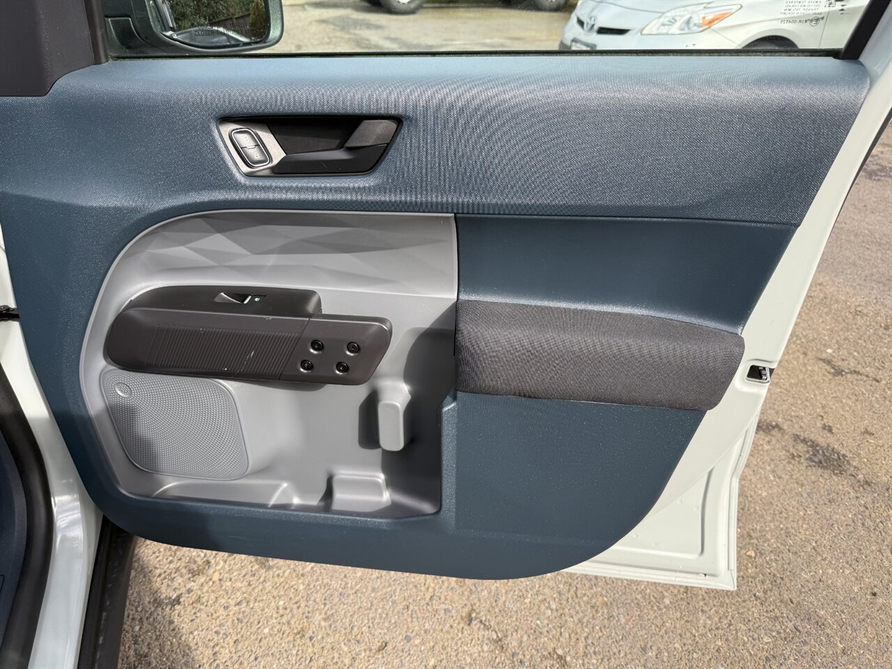 2024 Ford Maverick XL AWD   - Photo 19 - Portland, OR 97211