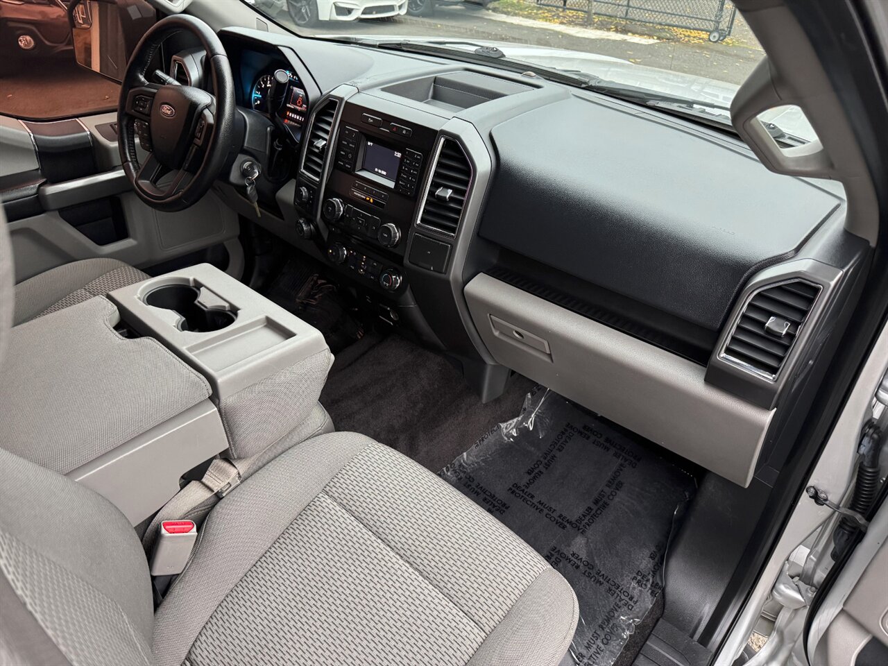 2016 Ford F-150 XLT CREWCAB 4X4   - Photo 17 - Portland, OR 97211