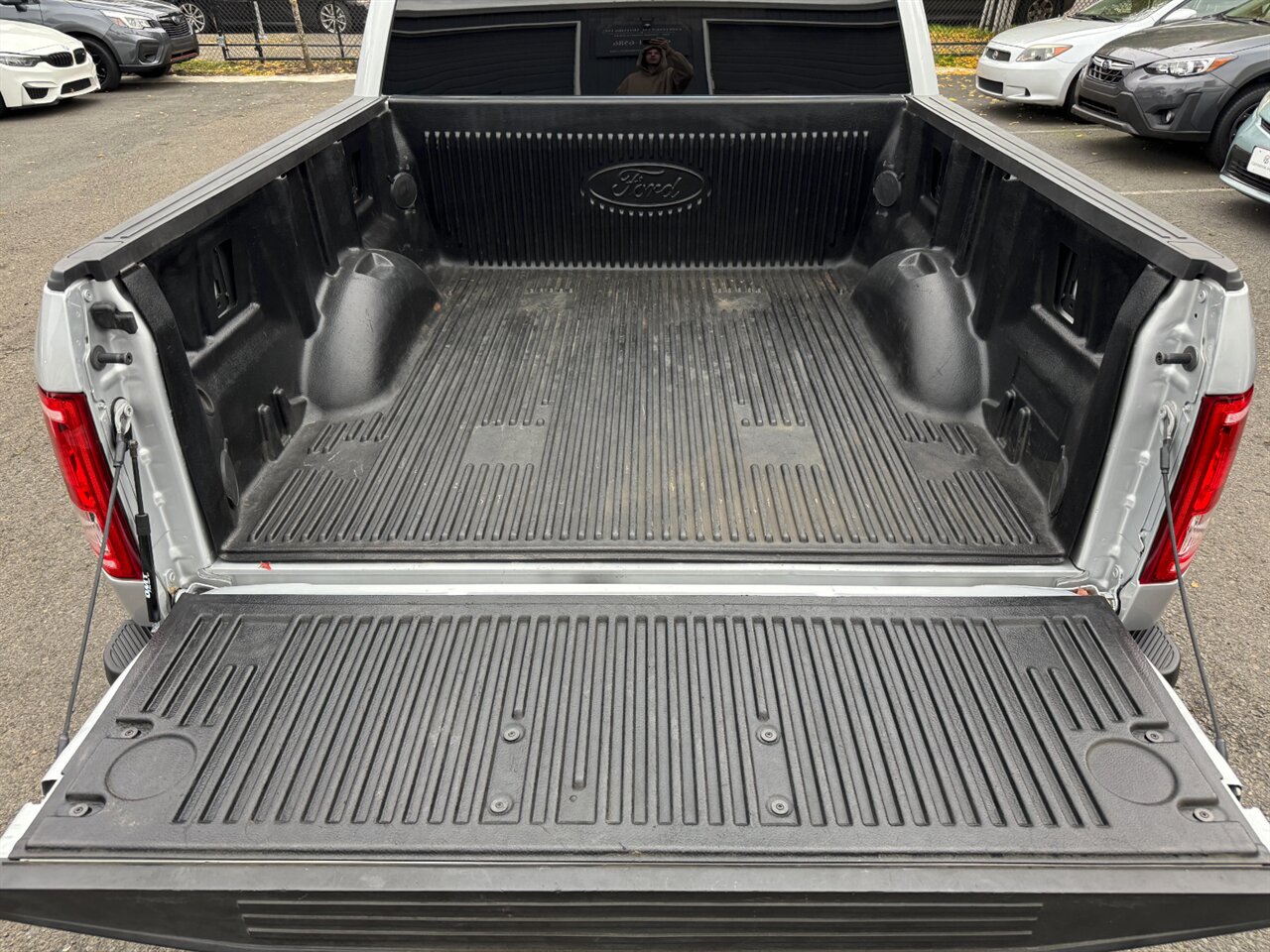 2016 Ford F-150 XLT CREWCAB 4X4   - Photo 15 - Portland, OR 97211