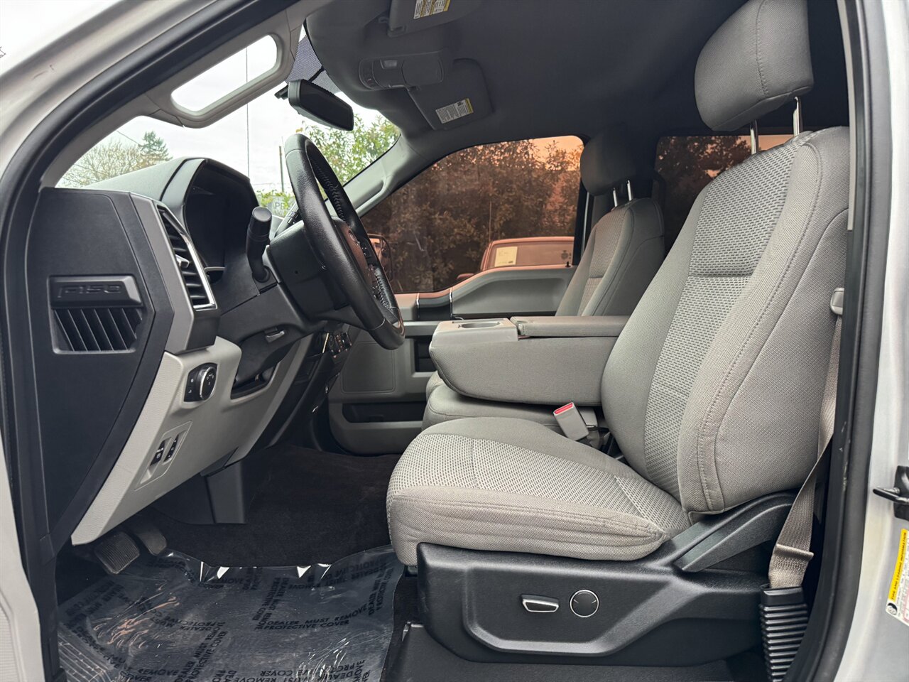 2016 Ford F-150 XLT CREWCAB 4X4   - Photo 11 - Portland, OR 97211