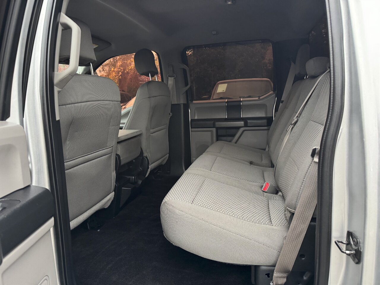 2016 Ford F-150 XLT CREWCAB 4X4   - Photo 13 - Portland, OR 97211