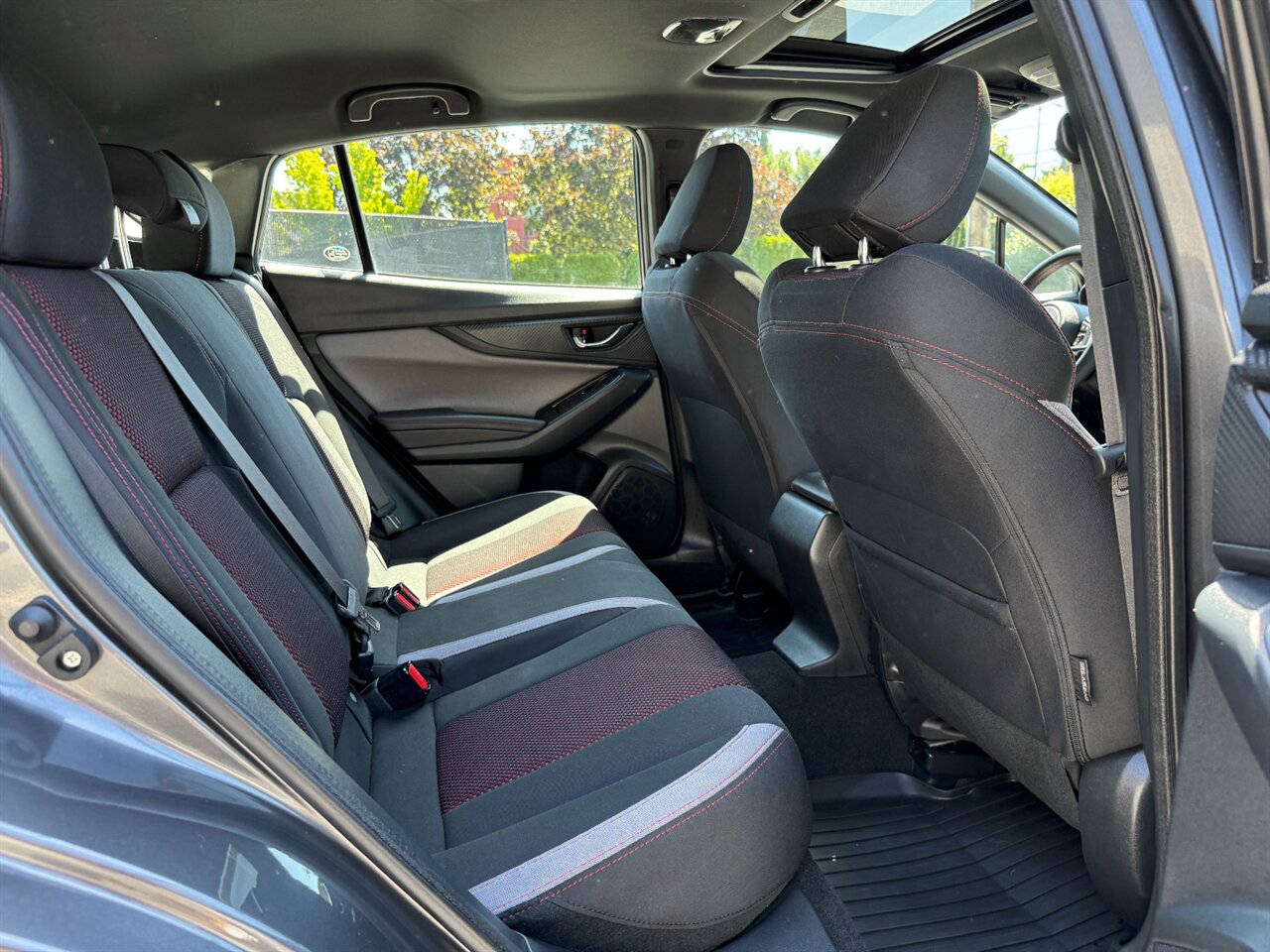2022 Subaru Impreza Sport  ADAPTIVE CRUISE BLIND SPOT   - Photo 16 - Portland, OR 97211