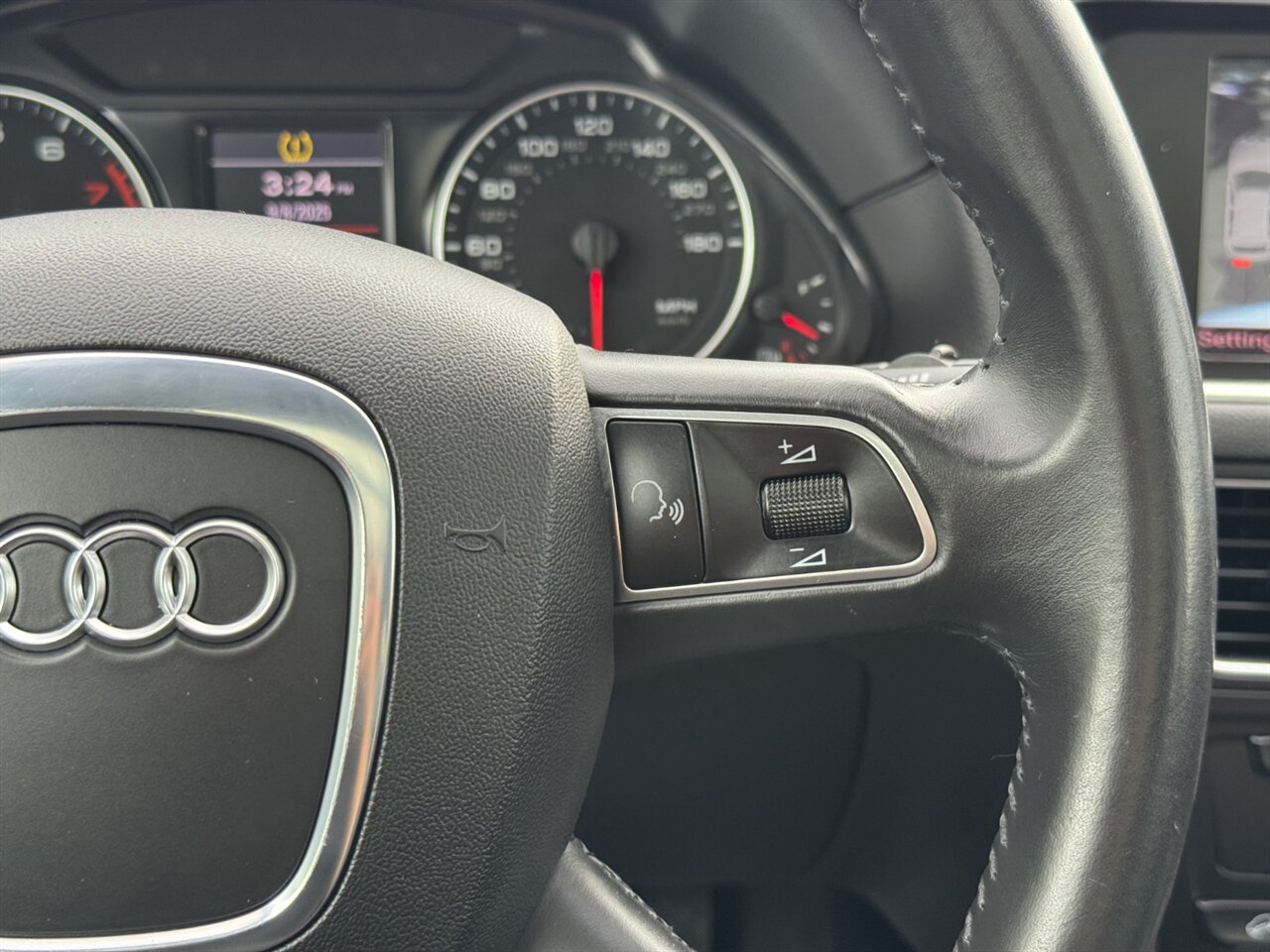 2011 Audi Q5 2.0T quattro Premium Plus NAV - Photo 27 - Portland, OR 97211