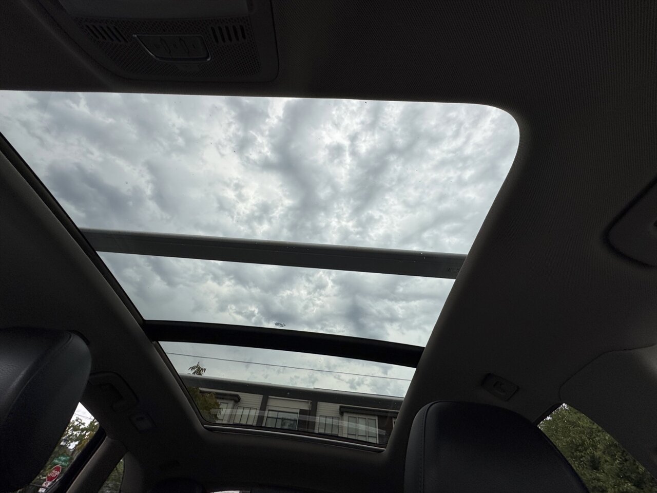 2011 Audi Q5 2.0T quattro Premium Plus NAV - Photo 31 - Portland, OR 97211