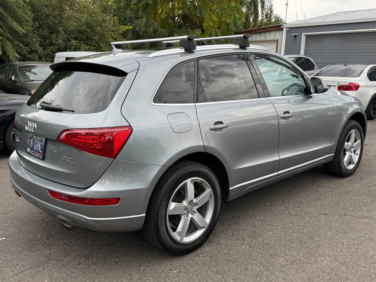 2011 Audi Q5 2.0T quattro Premium Plus NAV - Photo 8 - Portland, OR 97211