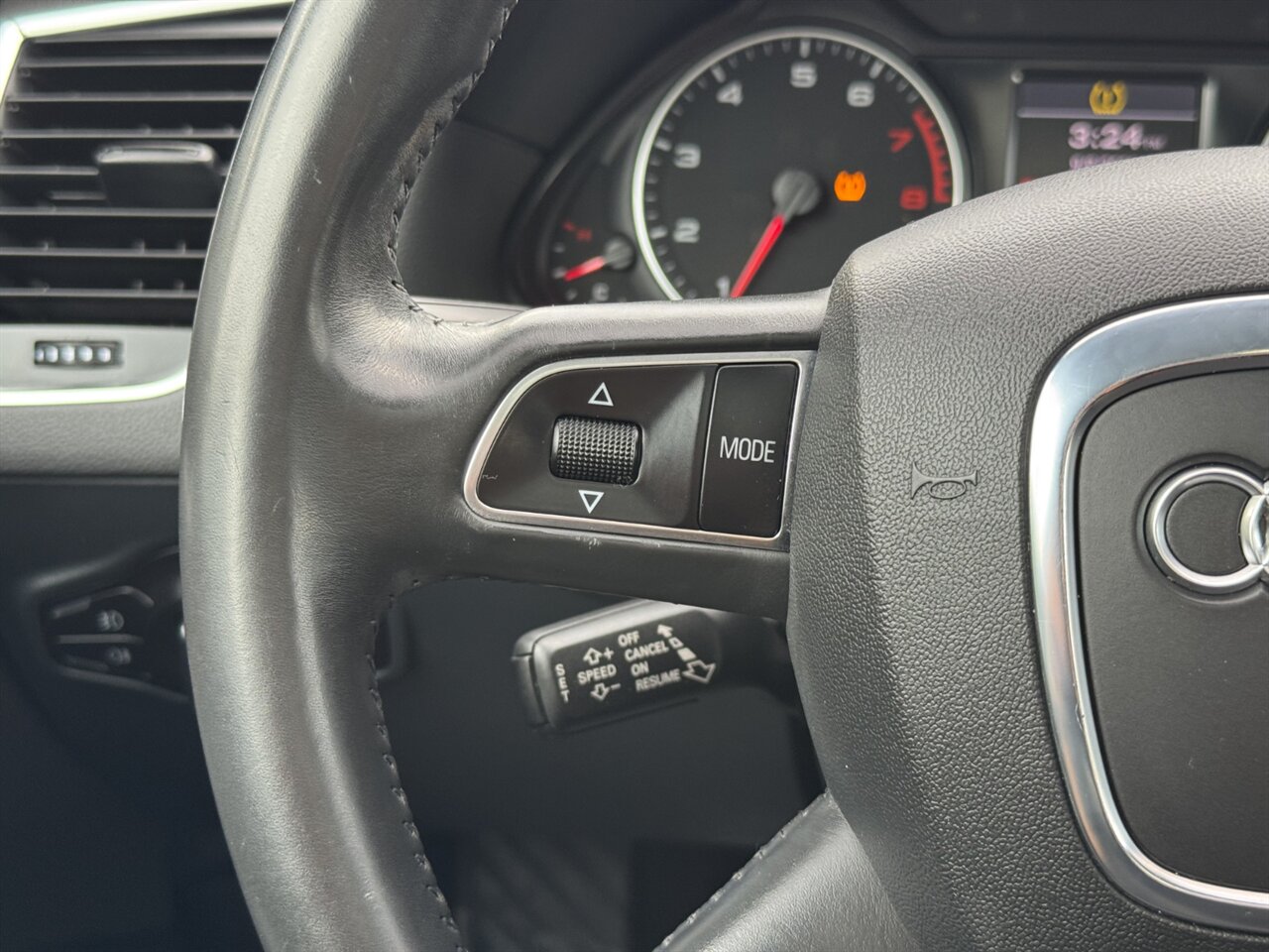 2011 Audi Q5 2.0T quattro Premium Plus NAV - Photo 26 - Portland, OR 97211