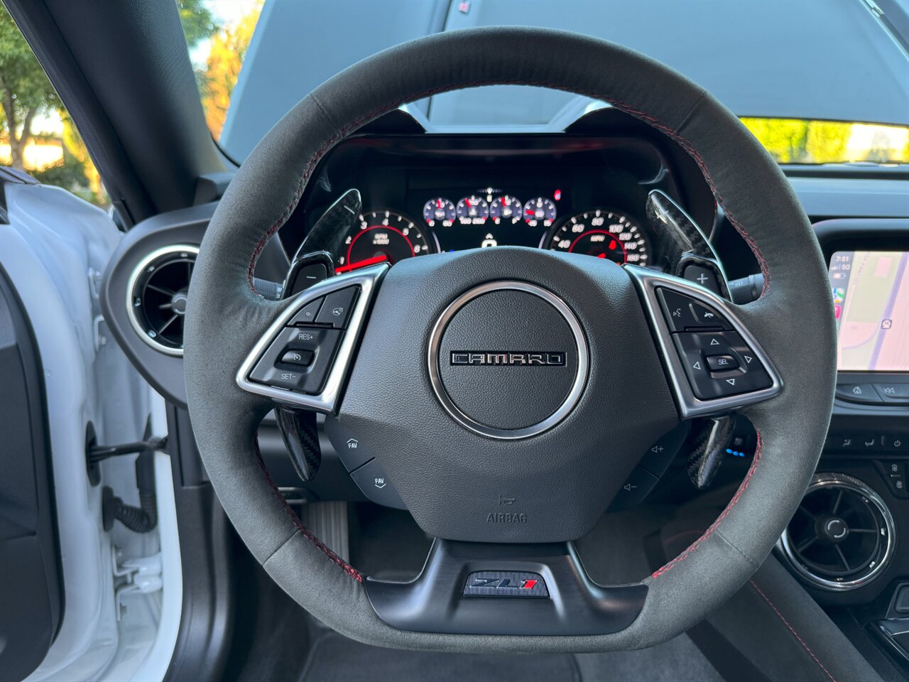 2022 Chevrolet Camaro ZL1 1LE EXTREME TRACK PERFORMANCE PACKAGE   - Photo 13 - Portland, OR 97211