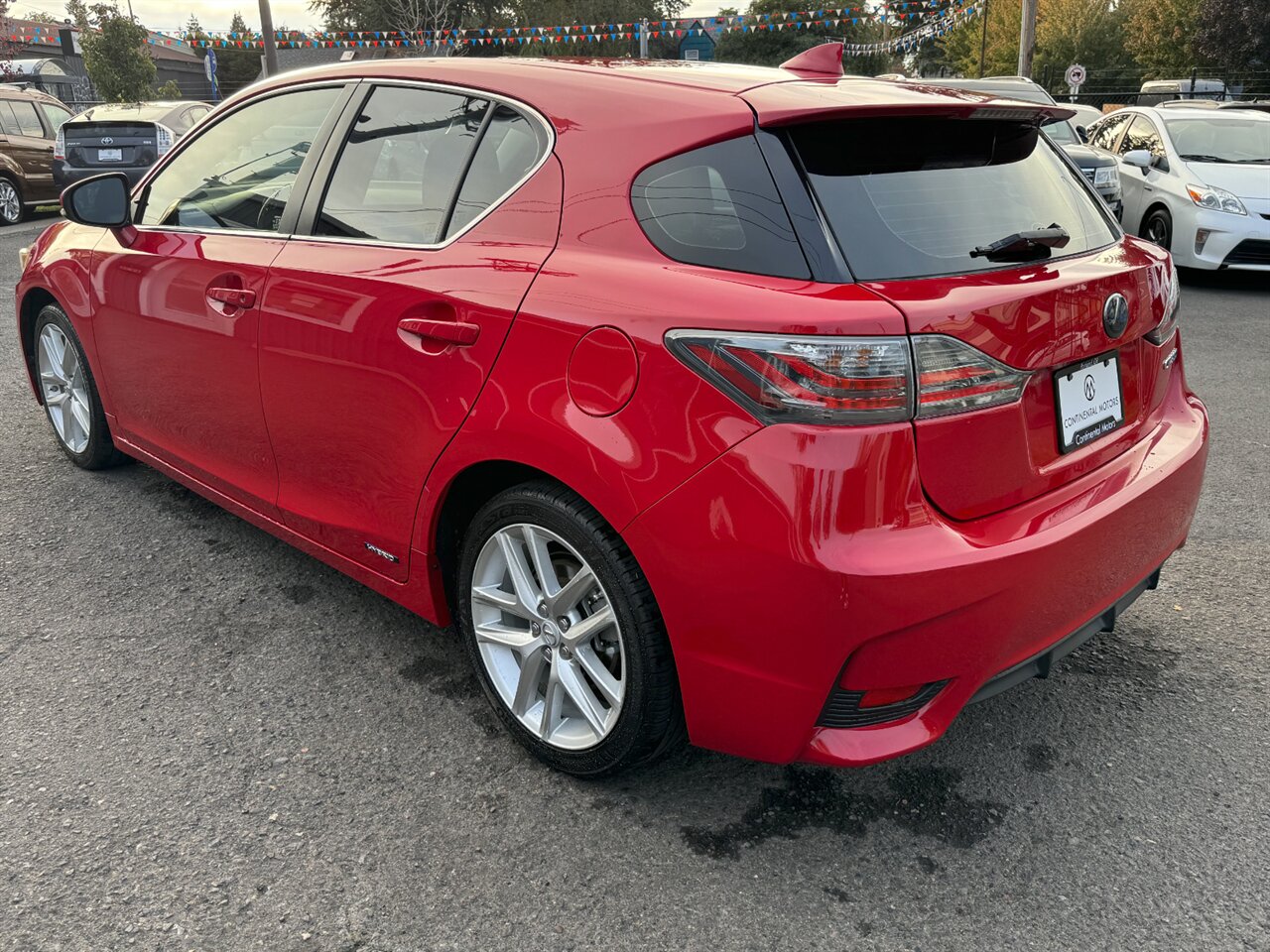 2014 Lexus CT 200h 43 CITY 40 HWY MPG   - Photo 9 - Portland, OR 97211