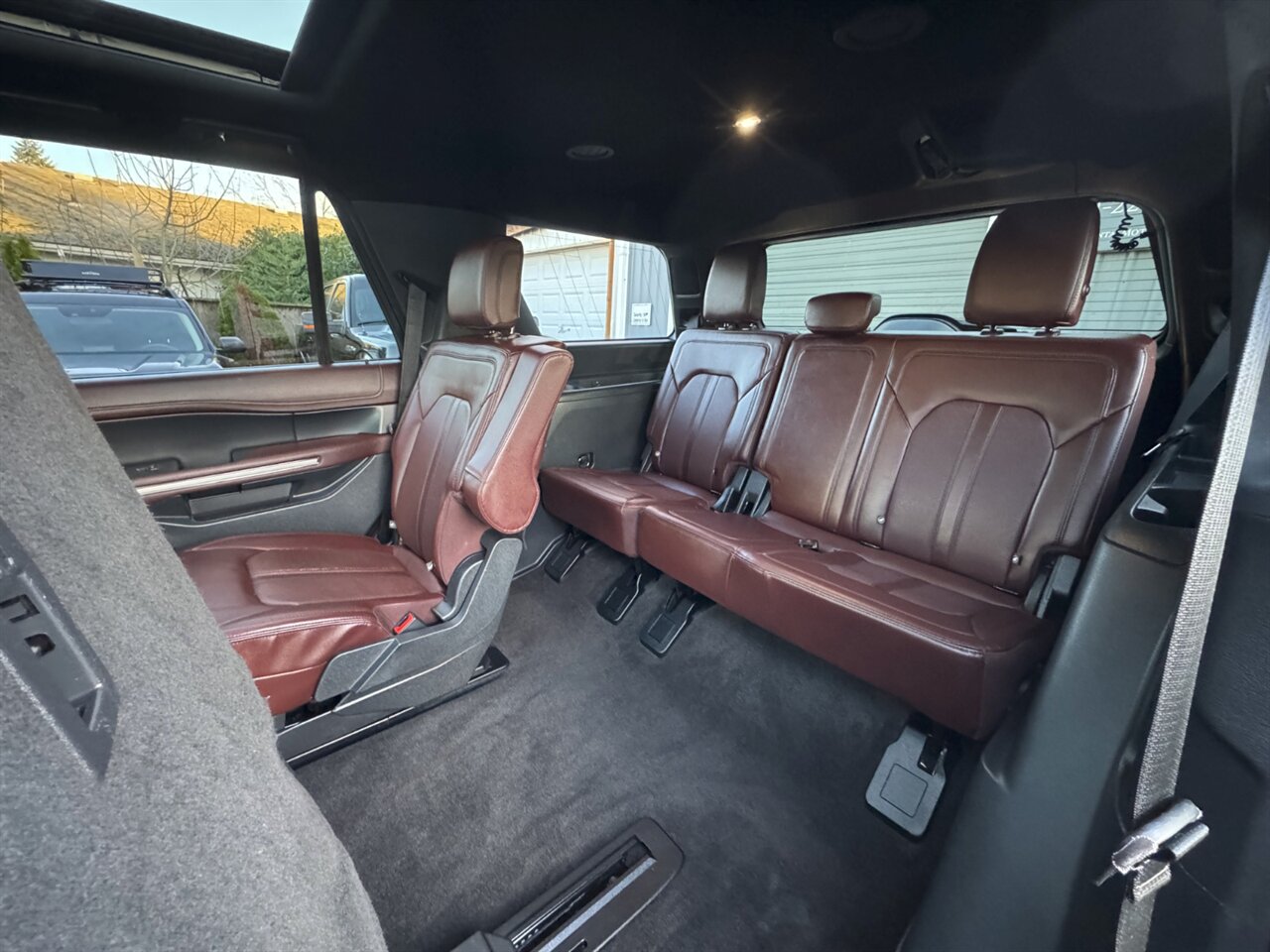 2022 Ford Expedition Limited AWD   - Photo 16 - Portland, OR 97211
