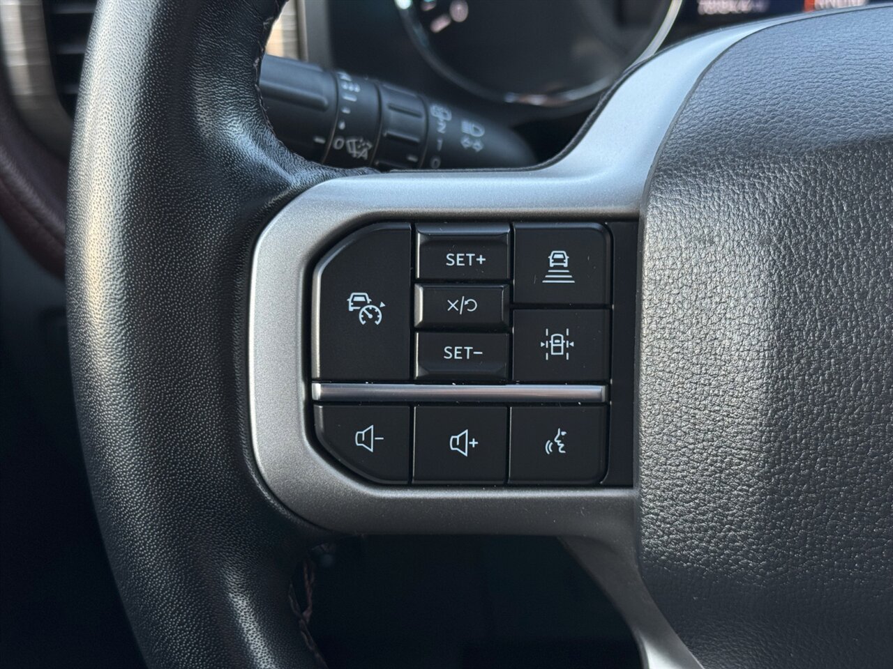 2022 Ford Expedition Limited AWD   - Photo 29 - Portland, OR 97211