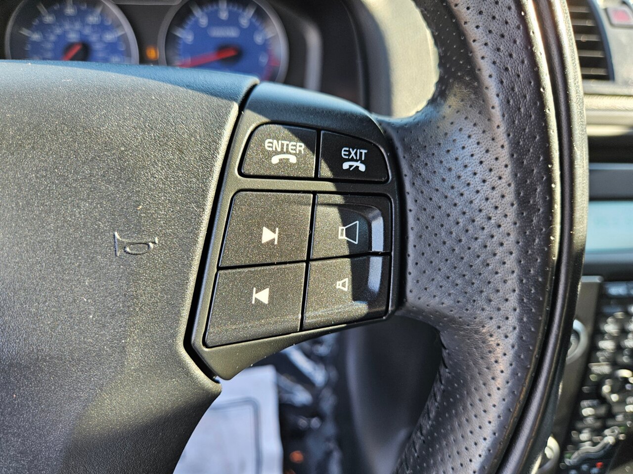 2012 Volvo C30 T5 R-Design   - Photo 18 - Portland, OR 97211