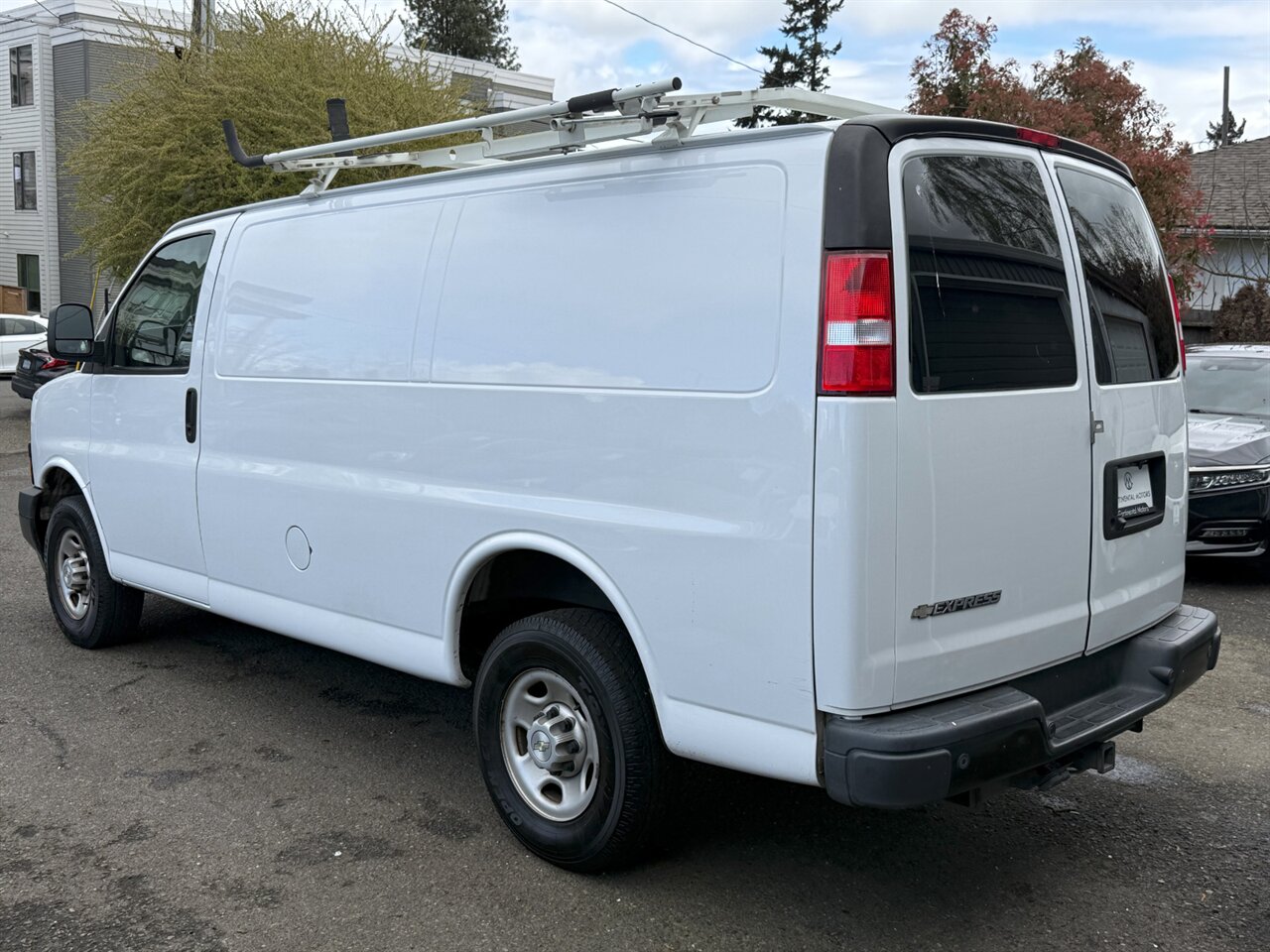 2020 Chevrolet Express 2500 LADDER RACK   - Photo 10 - Portland, OR 97211