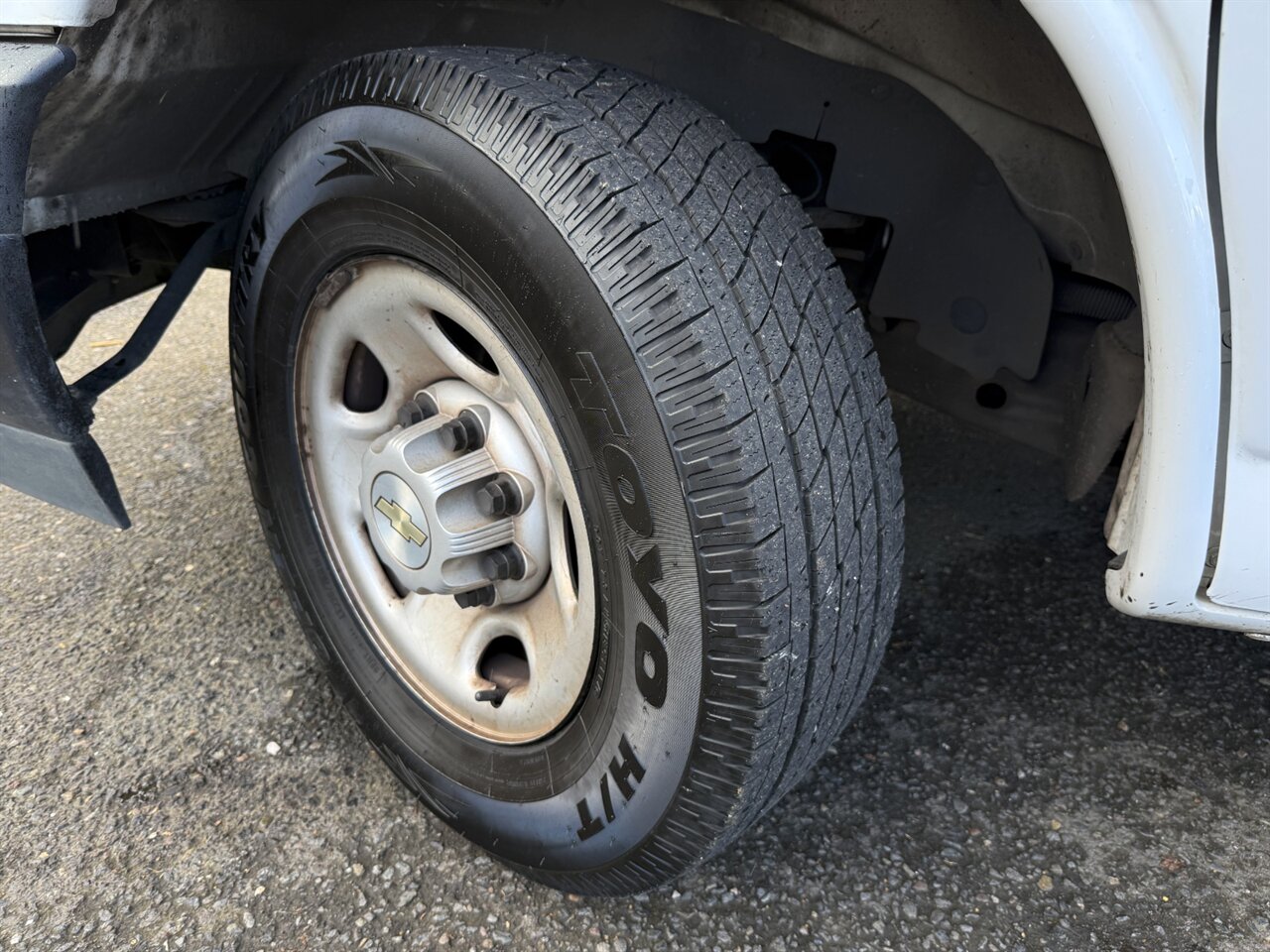 2020 Chevrolet Express 2500 LADDER RACK   - Photo 30 - Portland, OR 97211