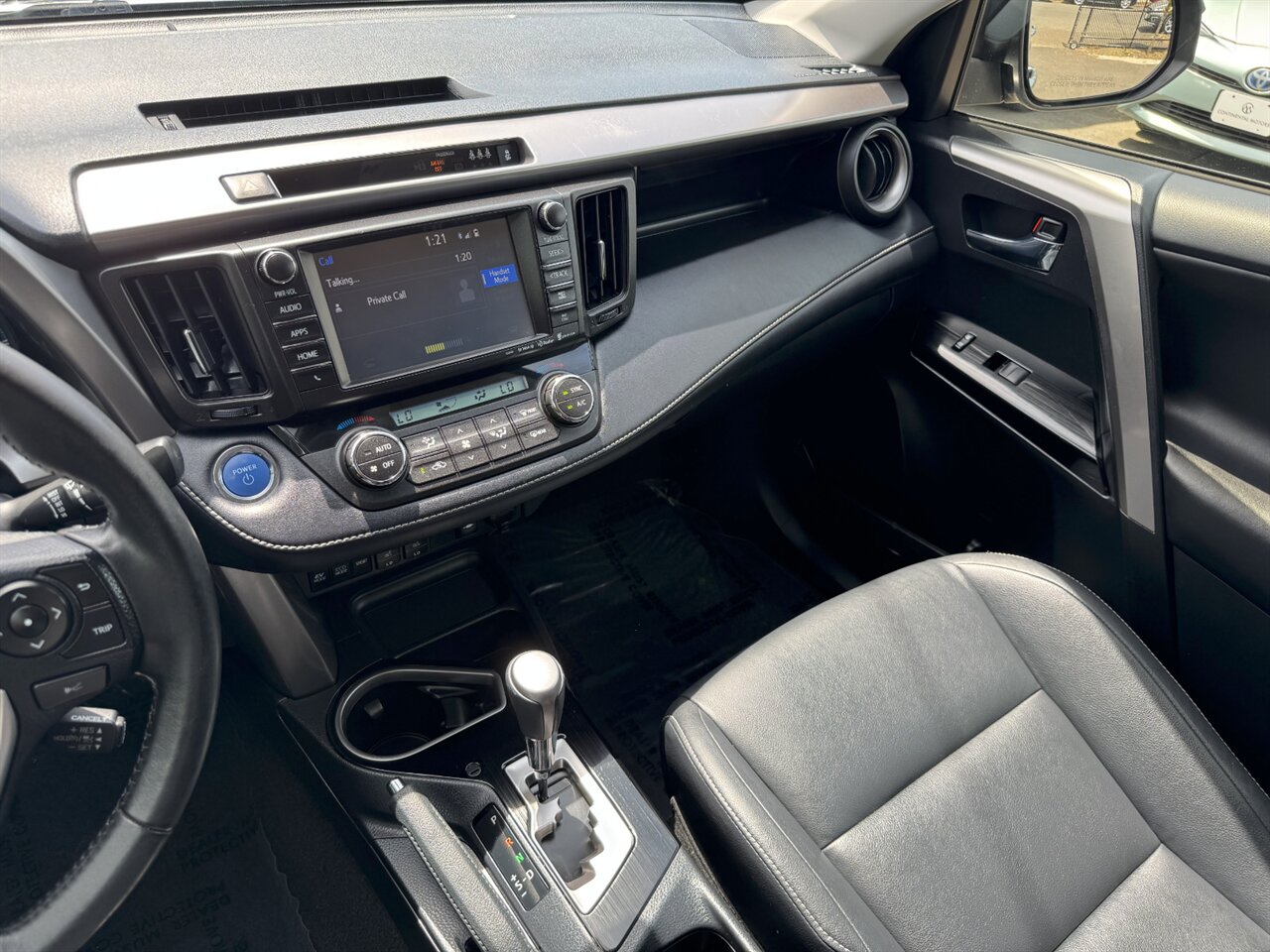 2017 Toyota RAV4 Hybrid Limited AWD ONLY 58K MILES ADAPTIVE CRUISE   - Photo 28 - Portland, OR 97211