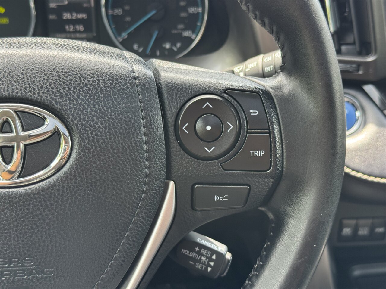 2017 Toyota RAV4 Hybrid Limited AWD ONLY 58K MILES ADAPTIVE CRUISE   - Photo 27 - Portland, OR 97211