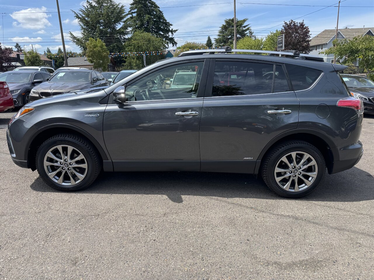 2017 Toyota RAV4 Hybrid Limited AWD ONLY 58K MILES ADAPTIVE CRUISE   - Photo 4 - Portland, OR 97211