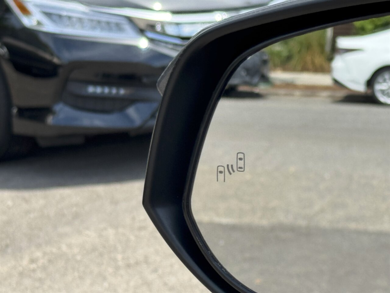 2017 Toyota RAV4 Hybrid Limited AWD ONLY 58K MILES ADAPTIVE CRUISE   - Photo 34 - Portland, OR 97211