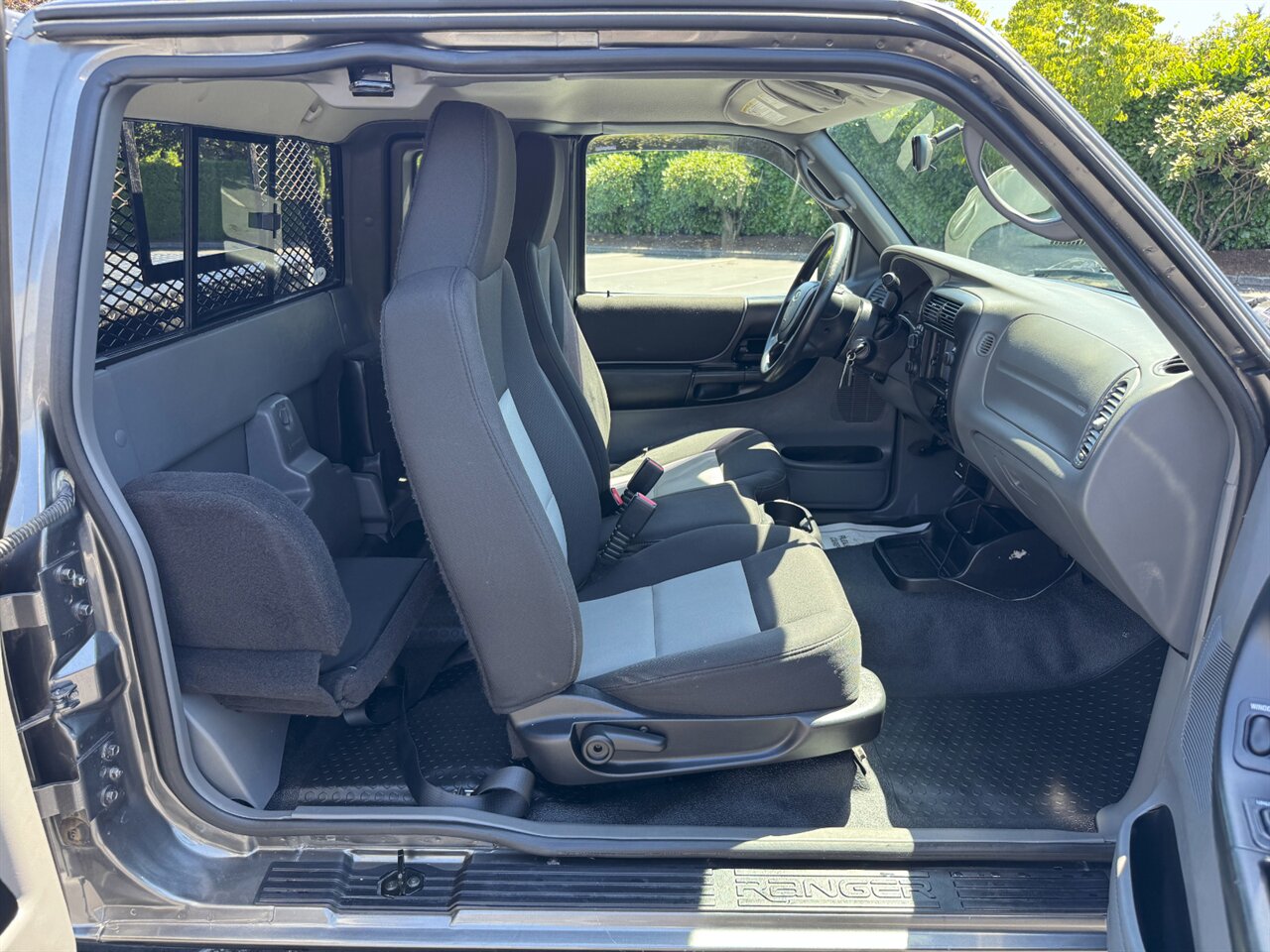 2004 Ford Ranger Edge 4dr SuperCab Edition 4x4 - Photo 19 - Portland, OR 97211
