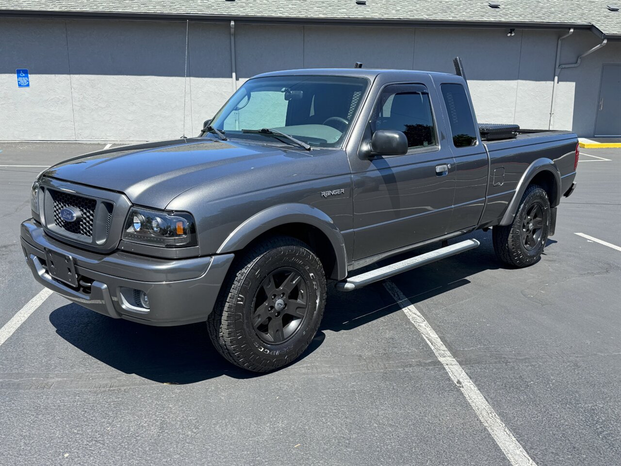 2004 Ford Ranger Edge 4dr SuperCab Edition 4x4 - Photo 3 - Portland, OR 97211