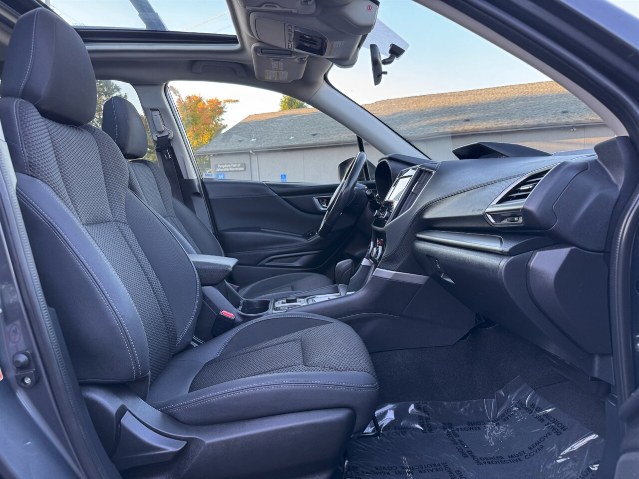2020 Subaru Forester Premium   - Photo 17 - Portland, OR 97211