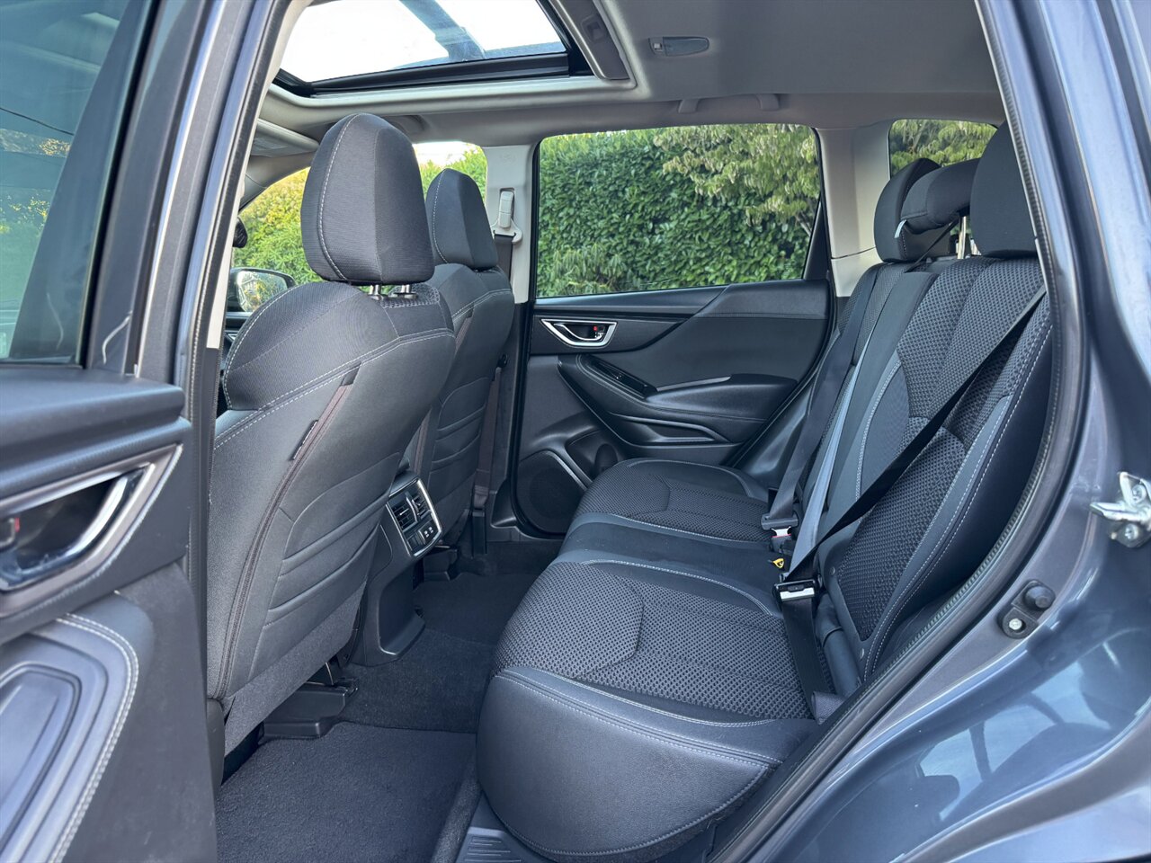 2020 Subaru Forester Premium   - Photo 12 - Portland, OR 97211