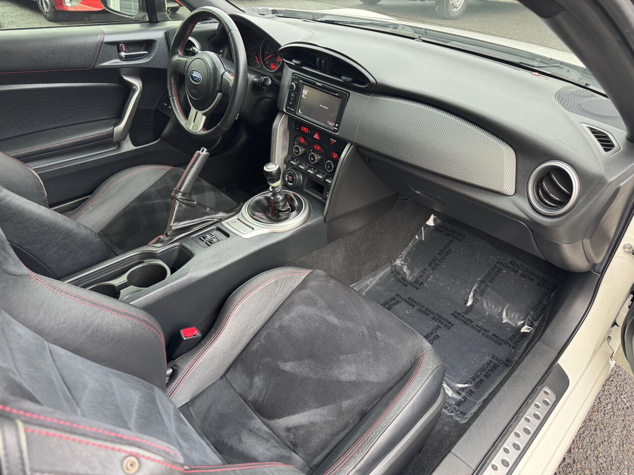 2015 Subaru BRZ Limited 6 SPEED MANUAL   - Photo 14 - Portland, OR 97211