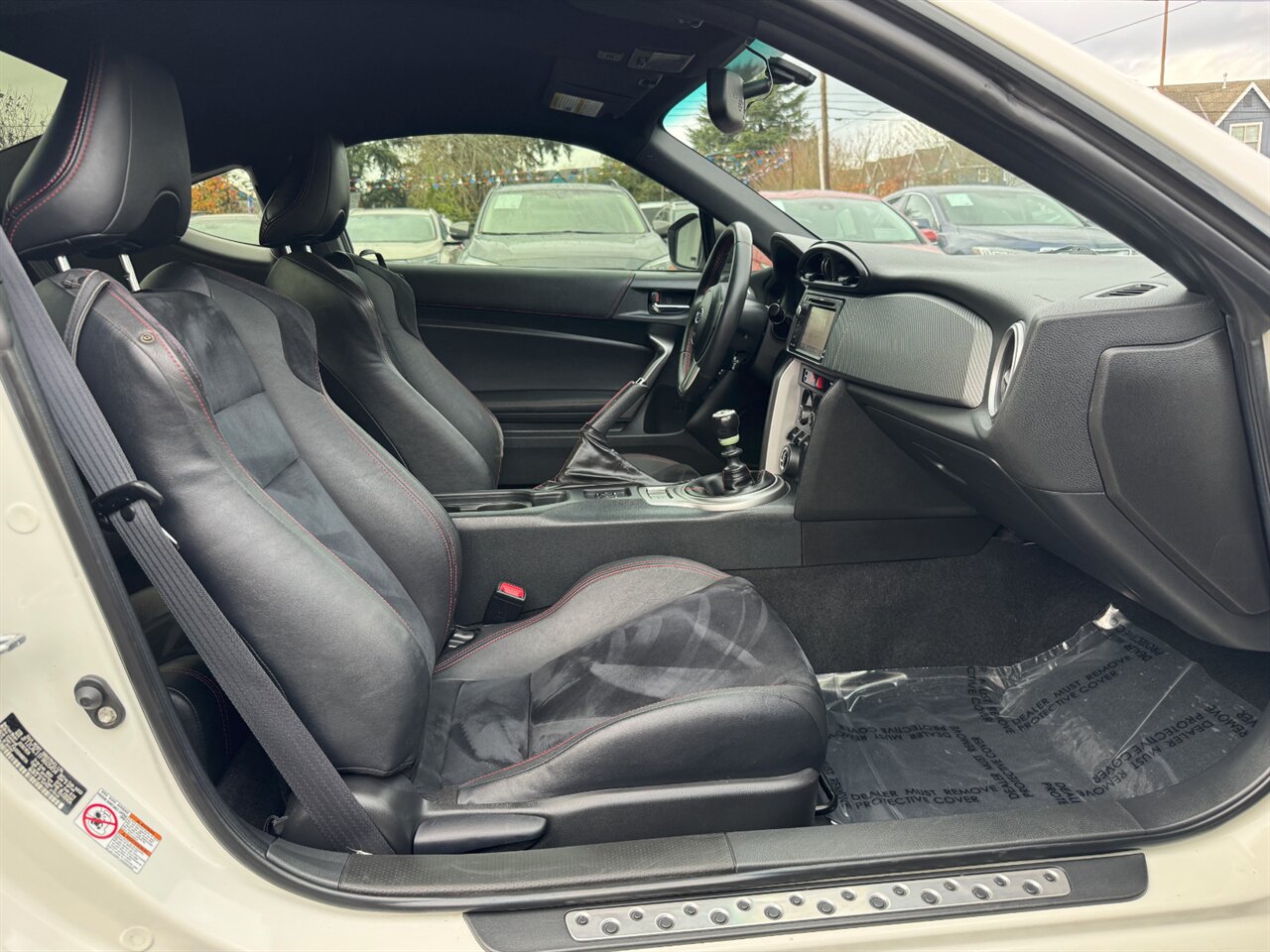 2015 Subaru BRZ Limited 6 SPEED MANUAL   - Photo 15 - Portland, OR 97211