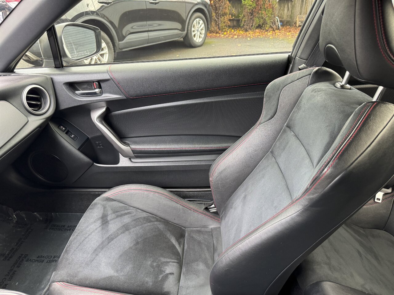 2015 Subaru BRZ Limited 6 SPEED MANUAL   - Photo 20 - Portland, OR 97211
