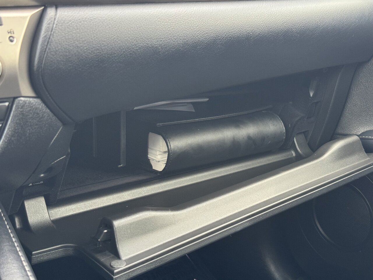 2017 Lexus ES300h ADAPTIVE CRUISE BLIND SPOT   - Photo 35 - Portland, OR 97211