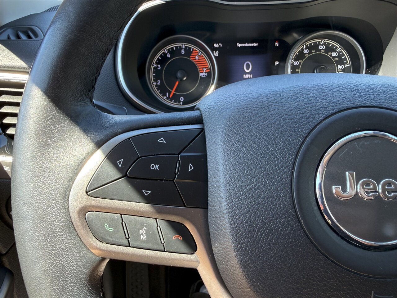 2019 Jeep Cherokee Limited 4X4 ADAPTIVE CRUISE LEATHER - Photo 20 - Portland, OR 97211