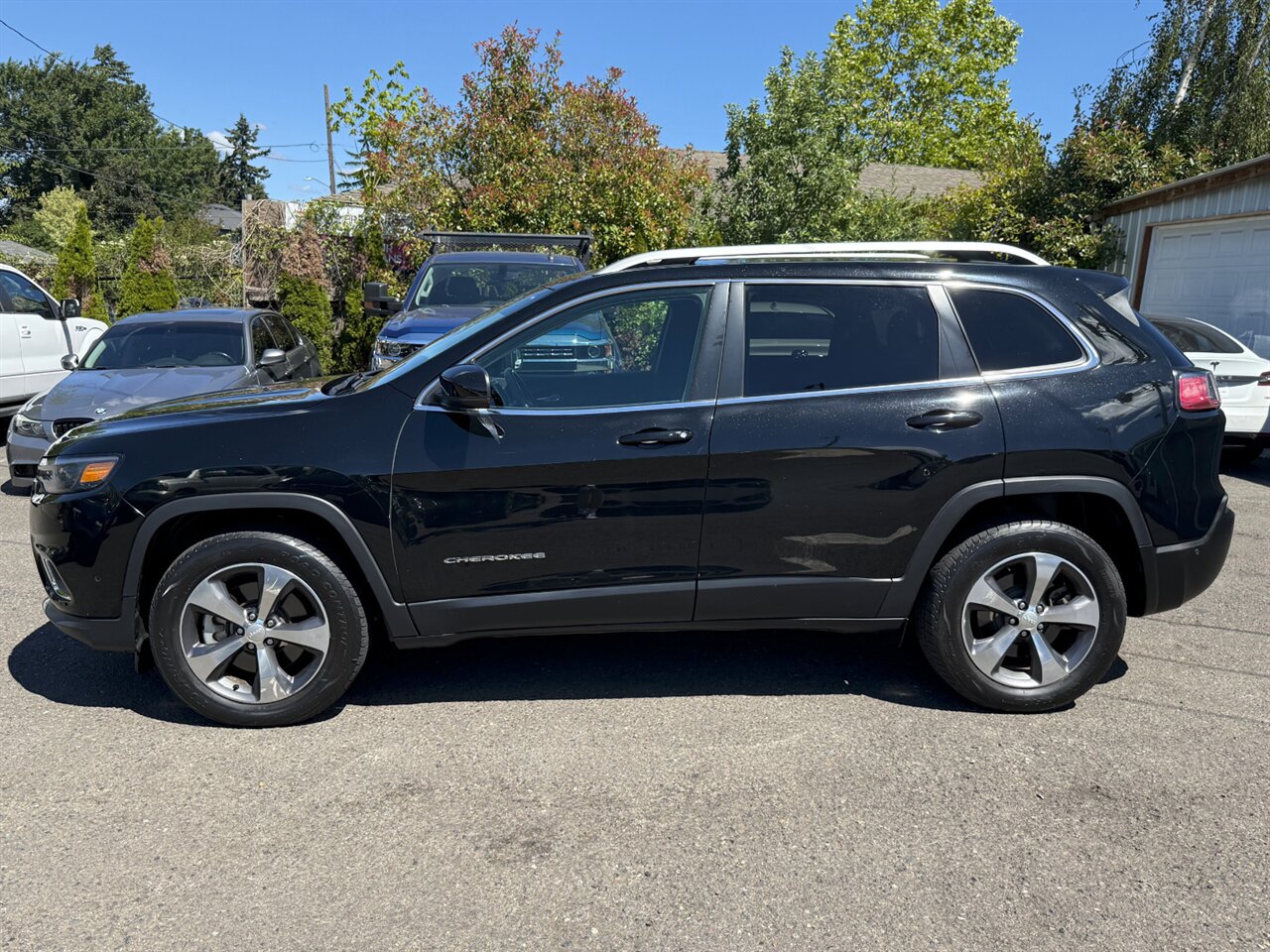 2019 Jeep Cherokee Limited 4X4 ADAPTIVE CRUISE LEATHER - Photo 10 - Portland, OR 97211